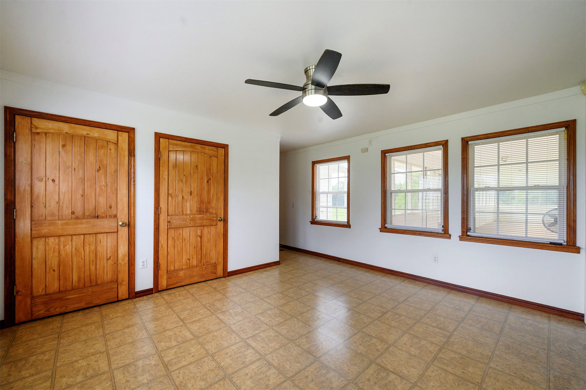 622 N 4700 Property Photo 30