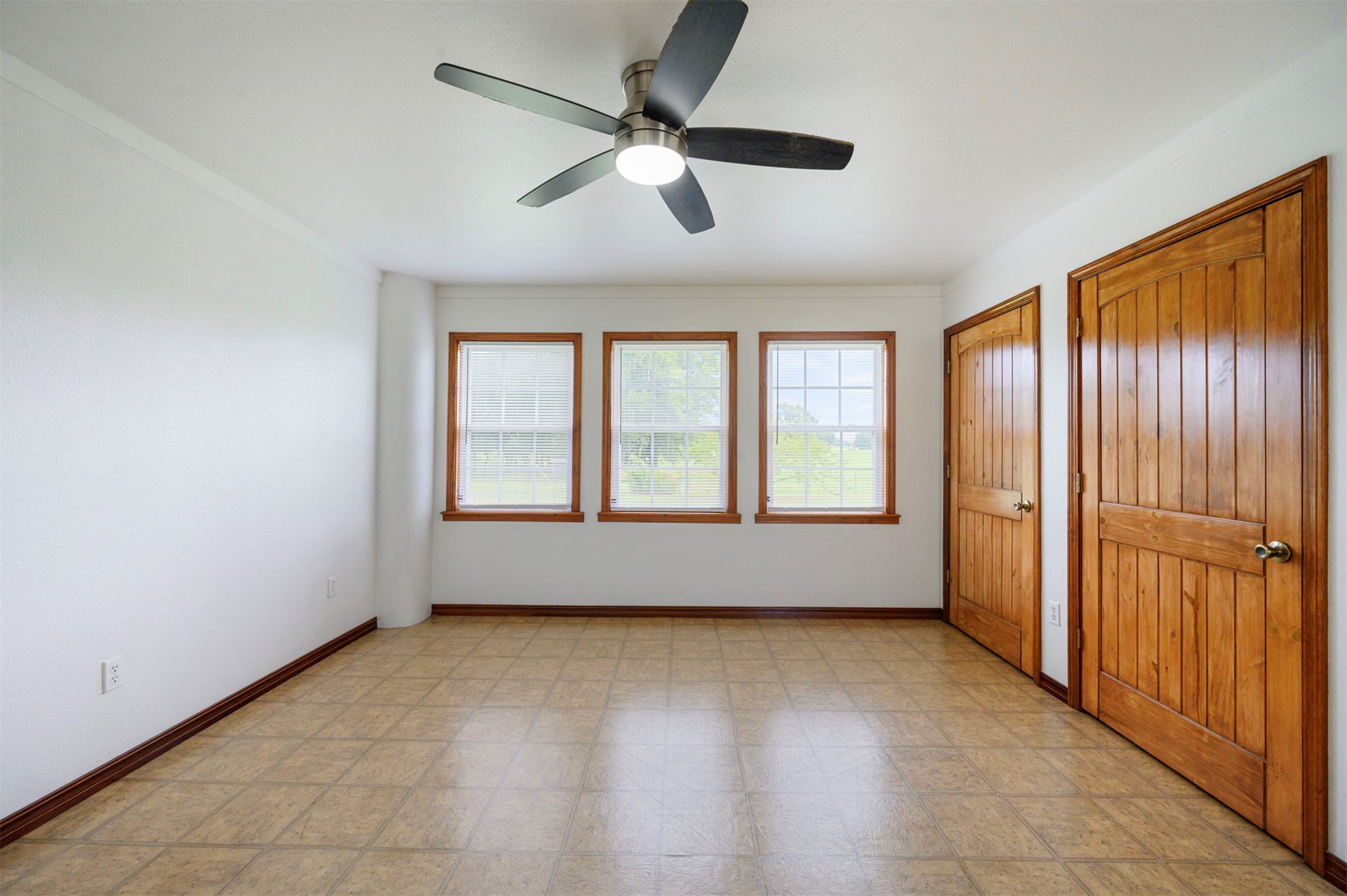 622 N 4700 Property Photo 31