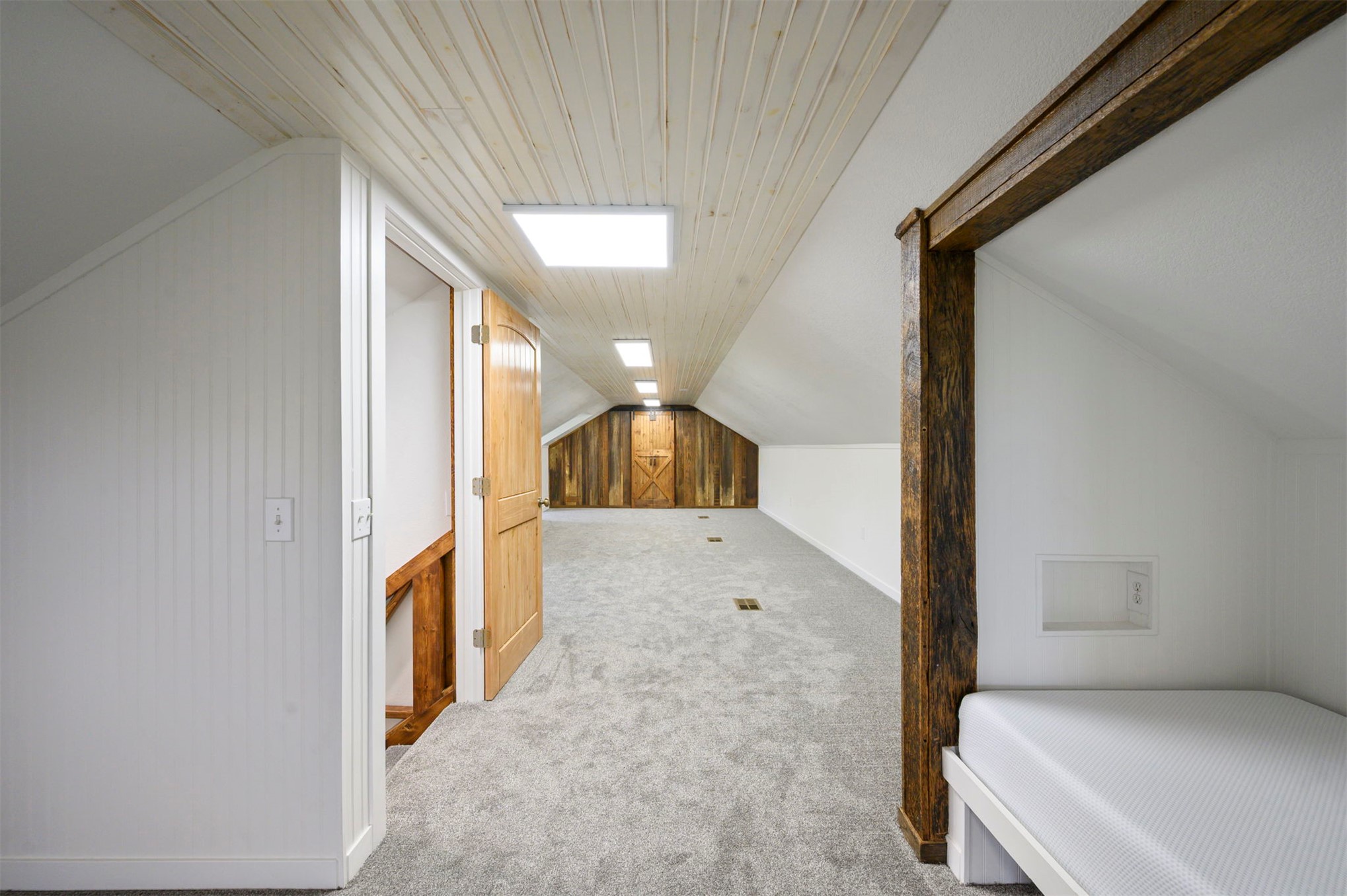 622 N 4700 Property Photo 43