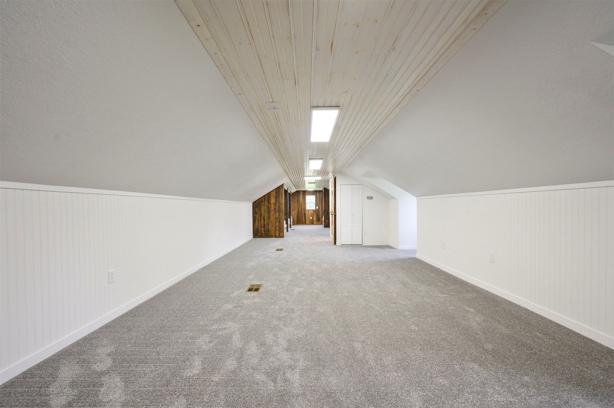 622 N 4700 Property Photo 47
