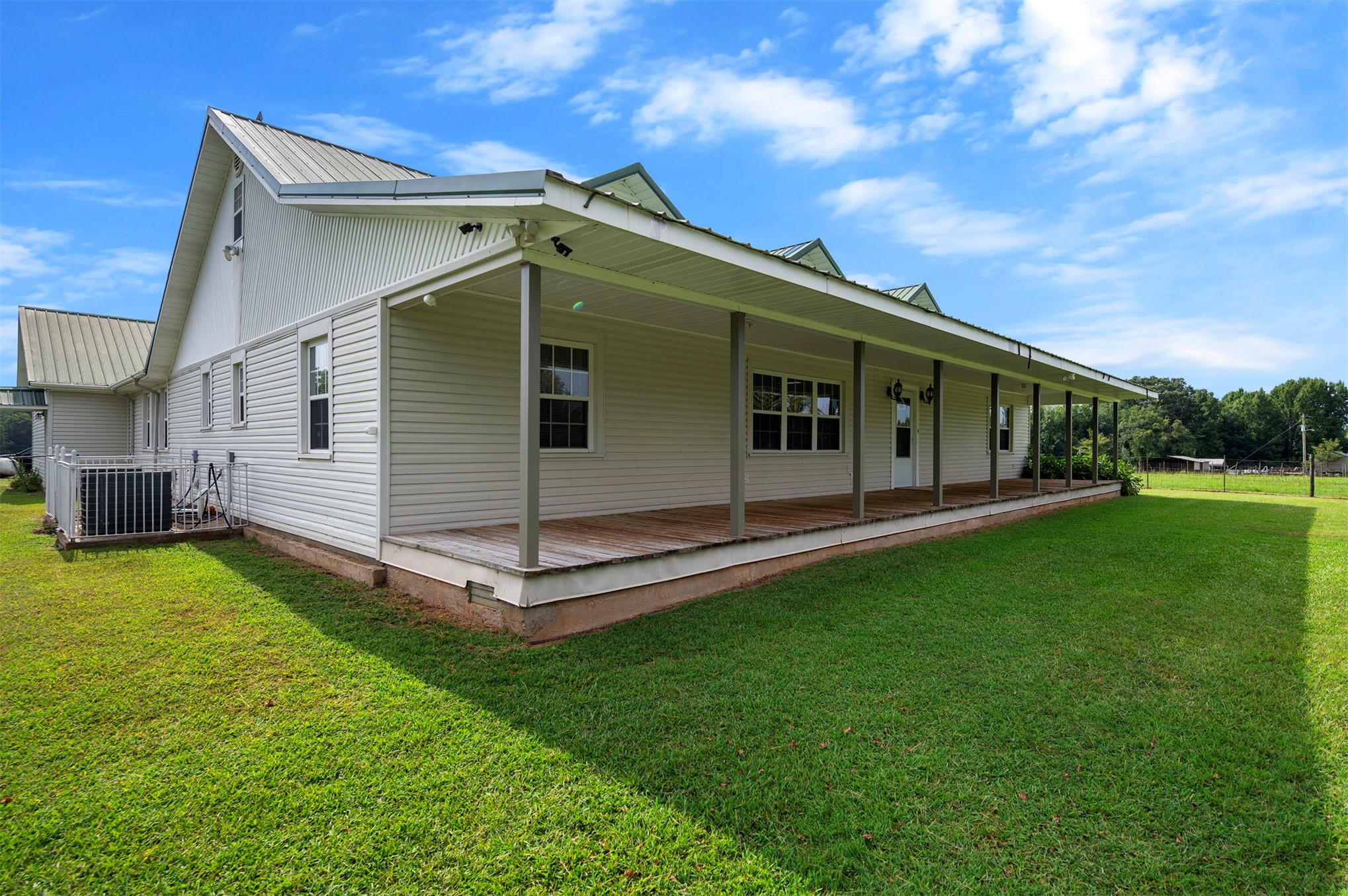 622 N 4700 Property Photo 69