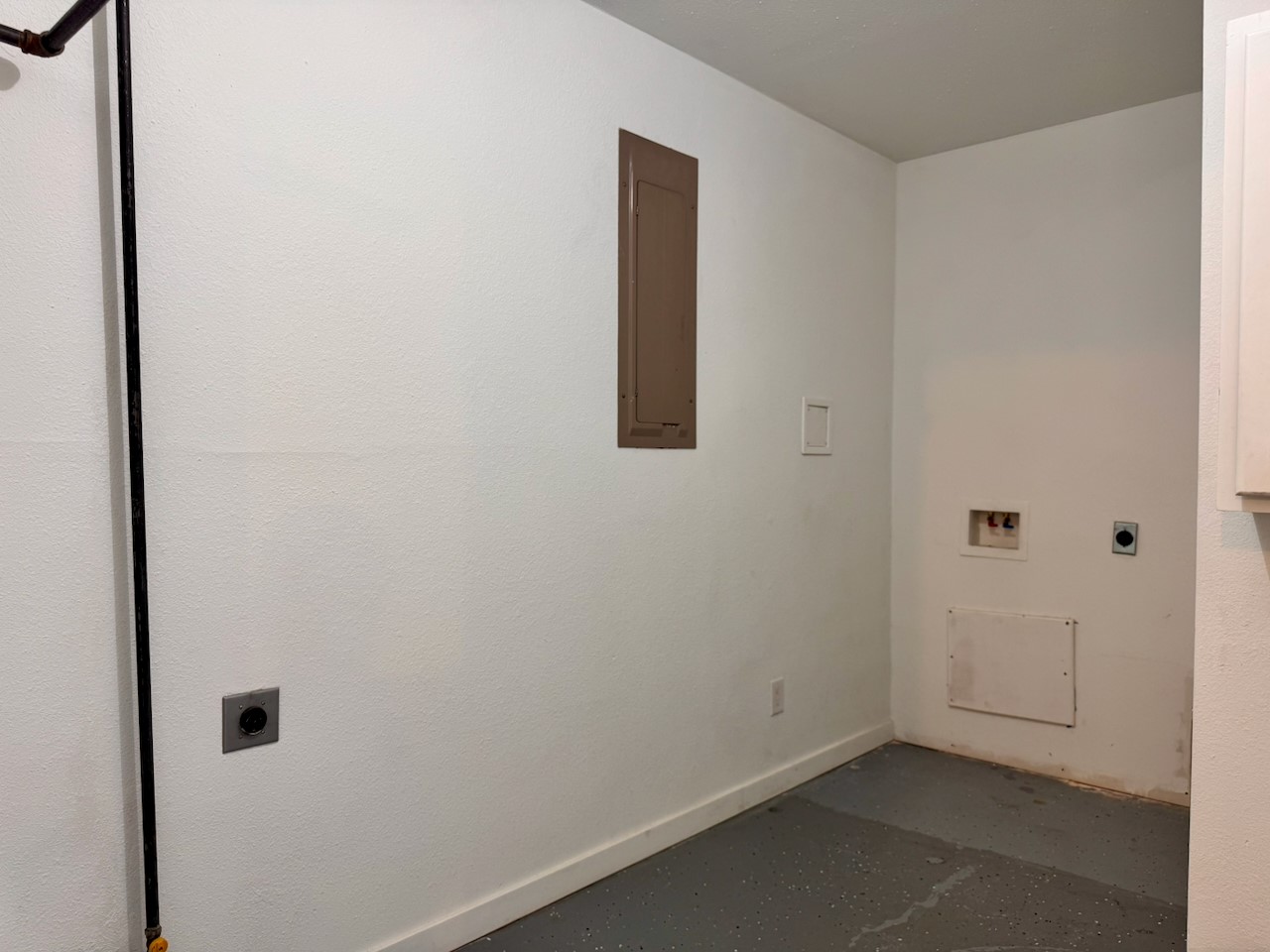 607 Wallace Street Nw Property Photo 60