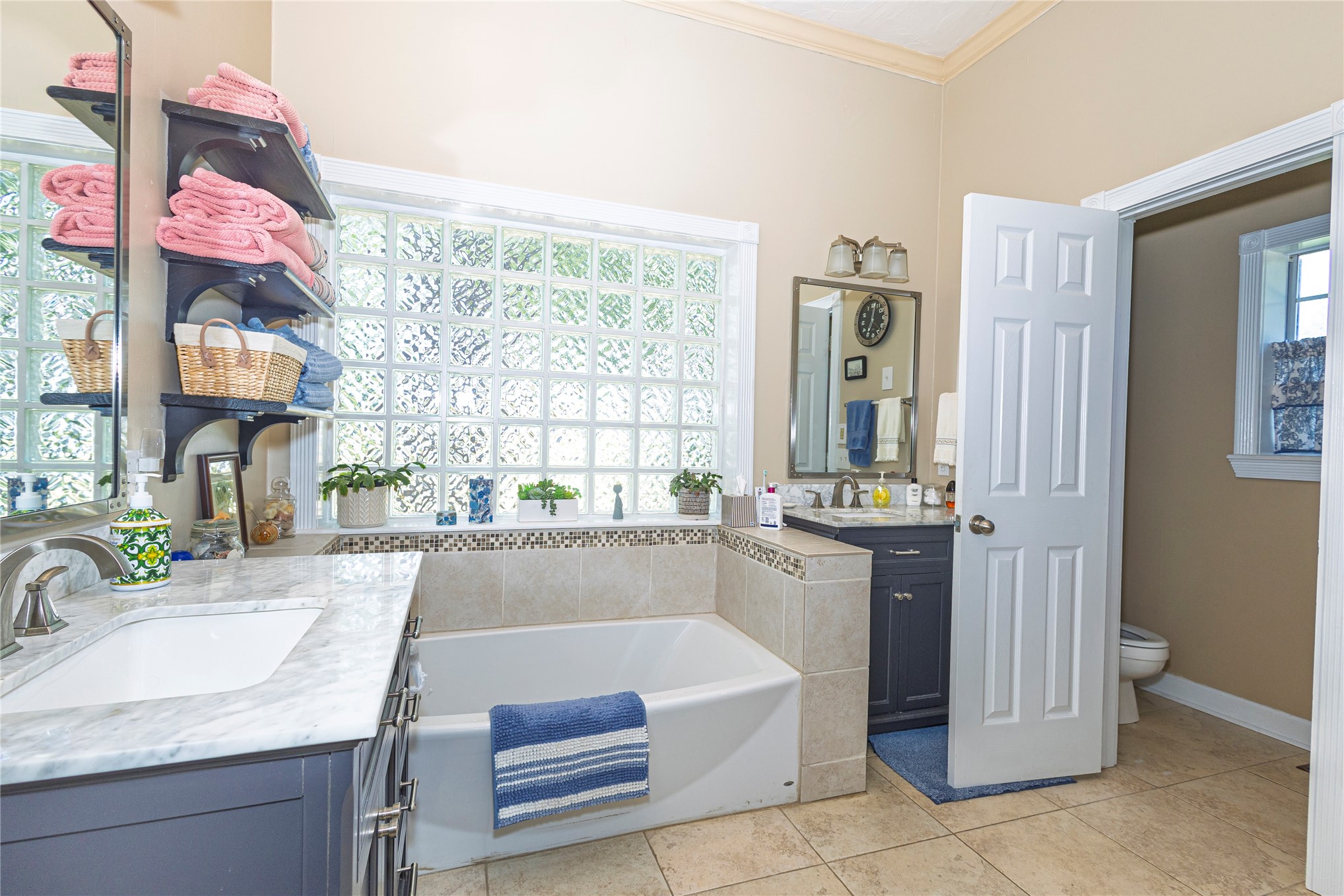 1404 Saddle Brook Drive Property Photo 39