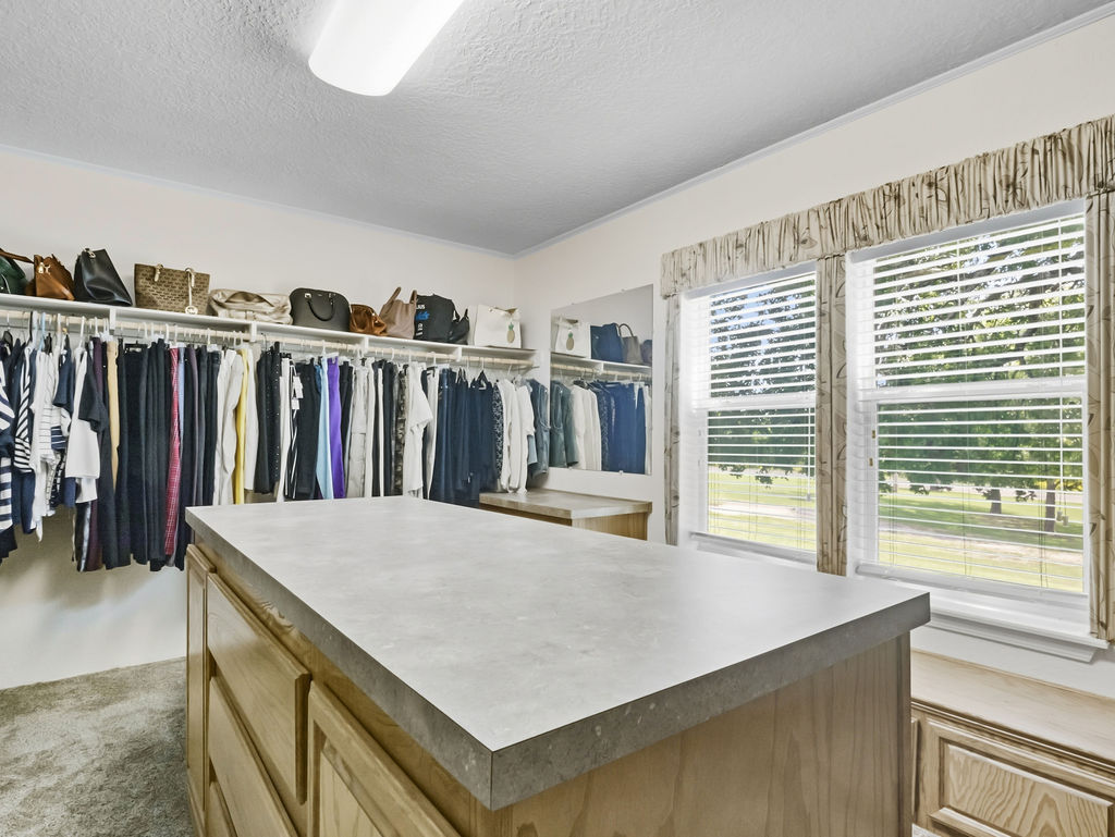 6662 Mcduffee Road Property Photo 23