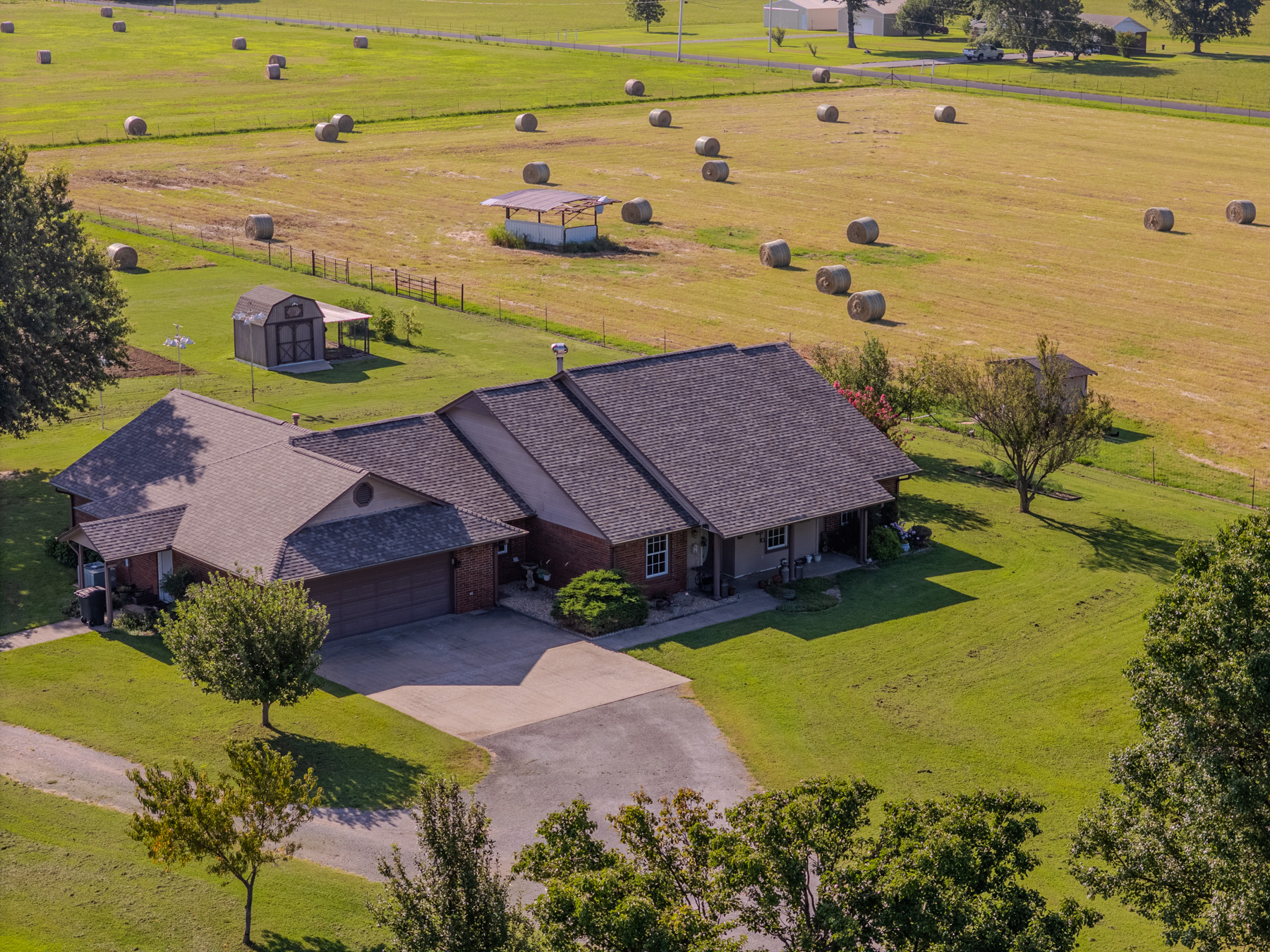 4100 N 428 Road Property Photo