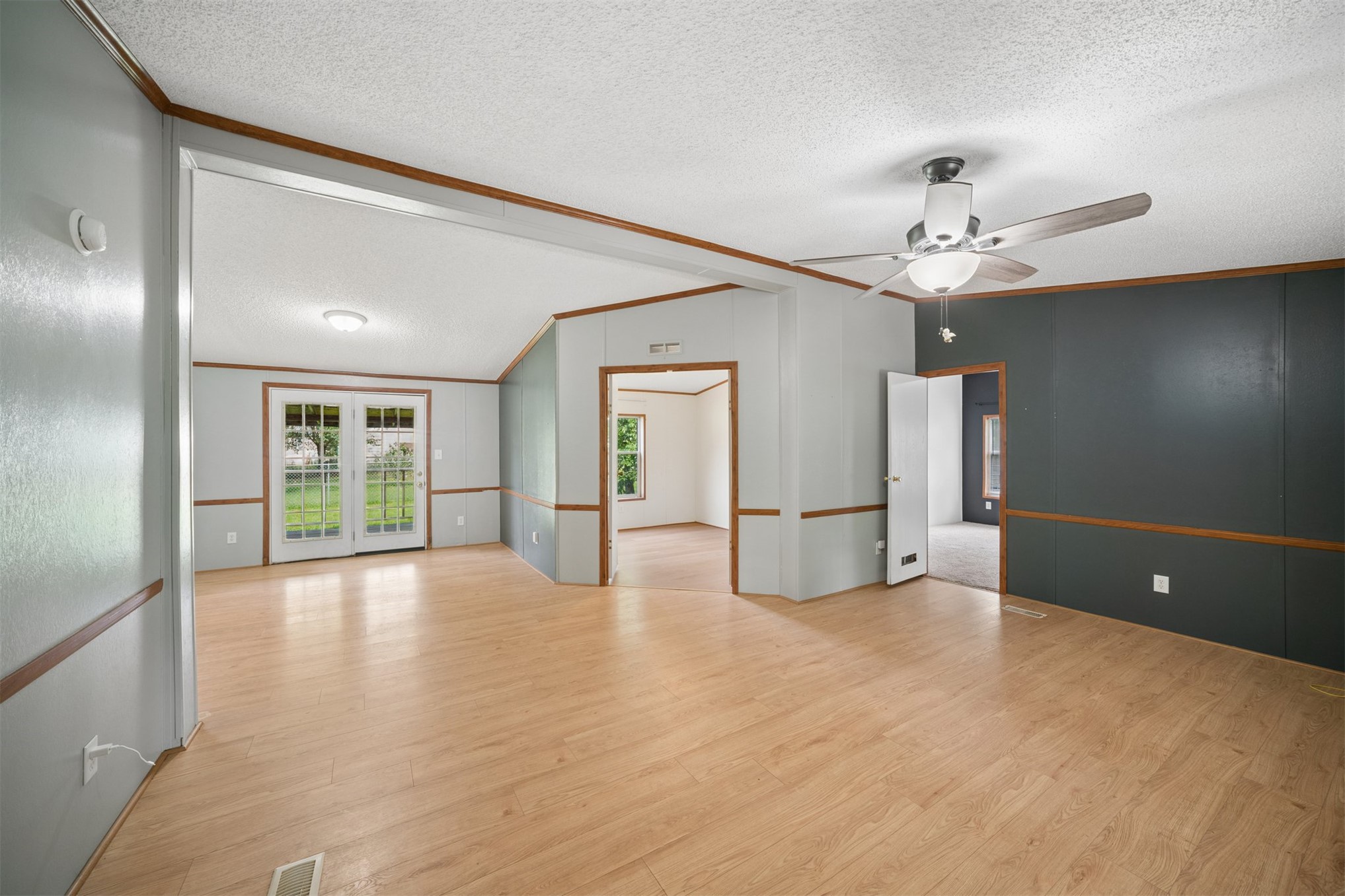 30636 S R & R Road Property Photo 8