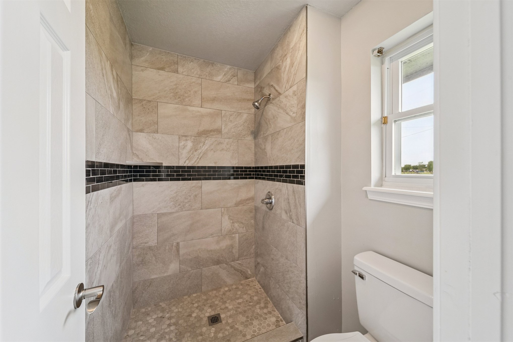 11412 N 193rd East Avenue E Property Photo 18