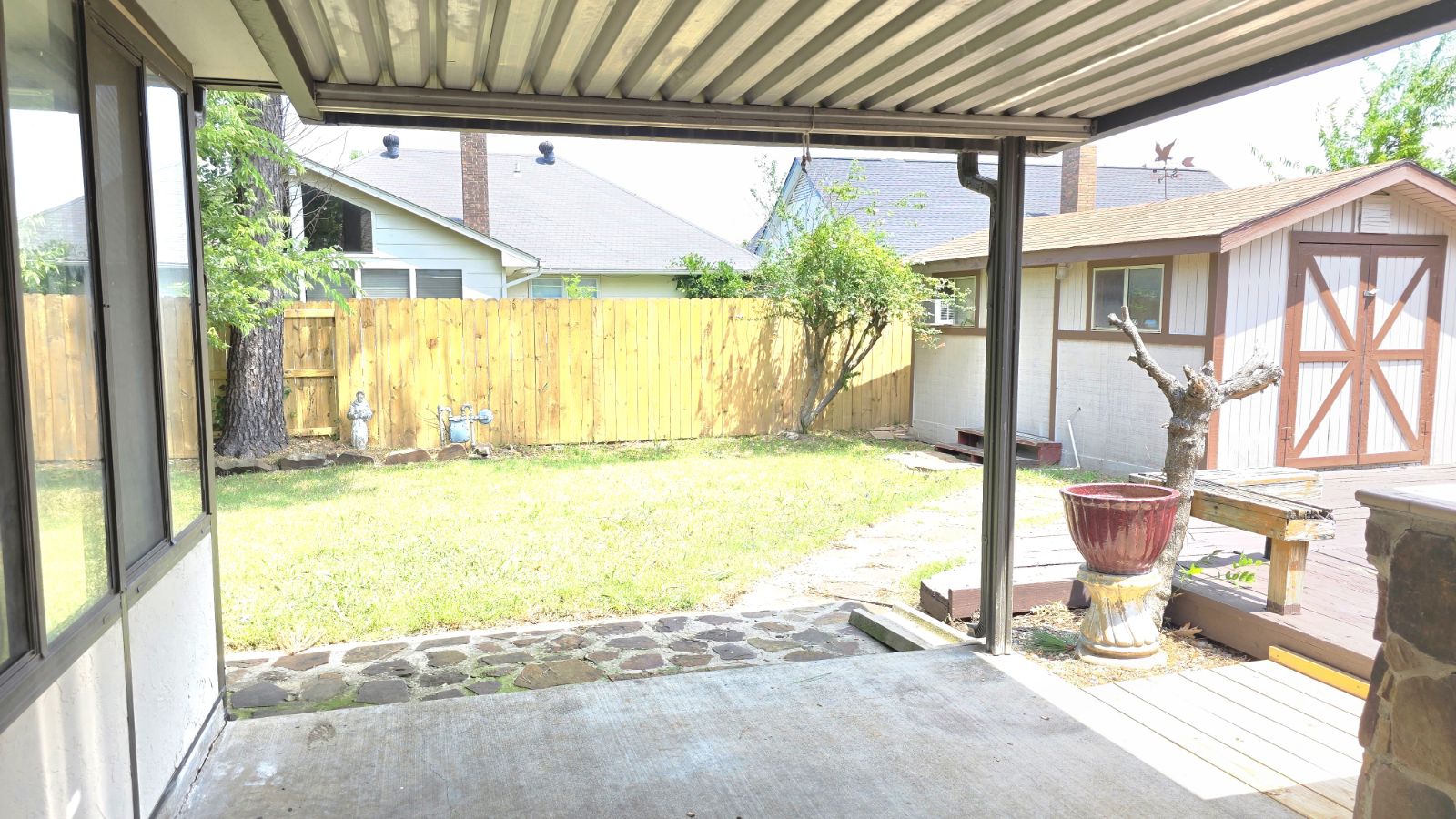 13361 E 32nd Place Property Photo 12