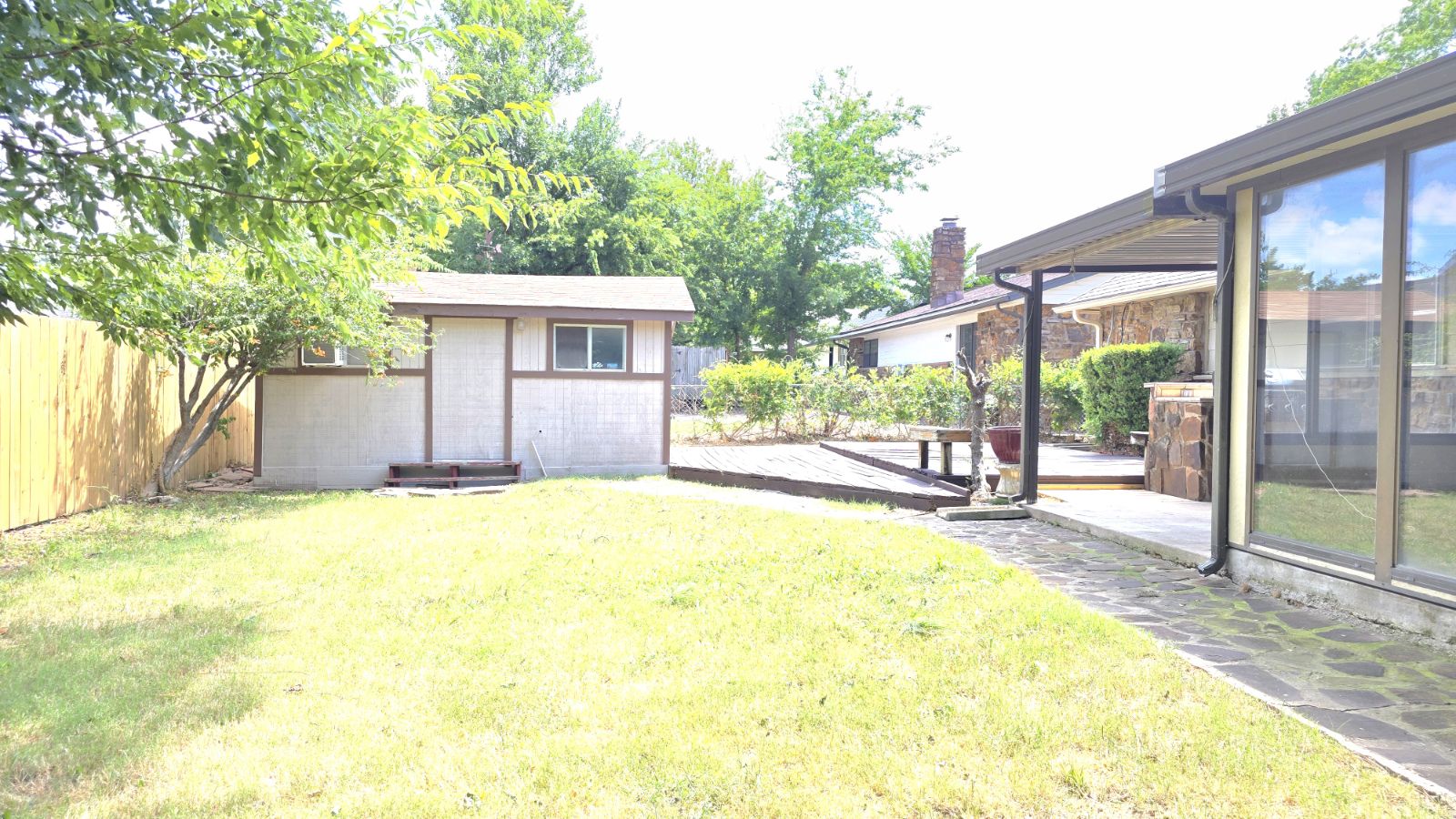 13361 E 32nd Place Property Photo 15