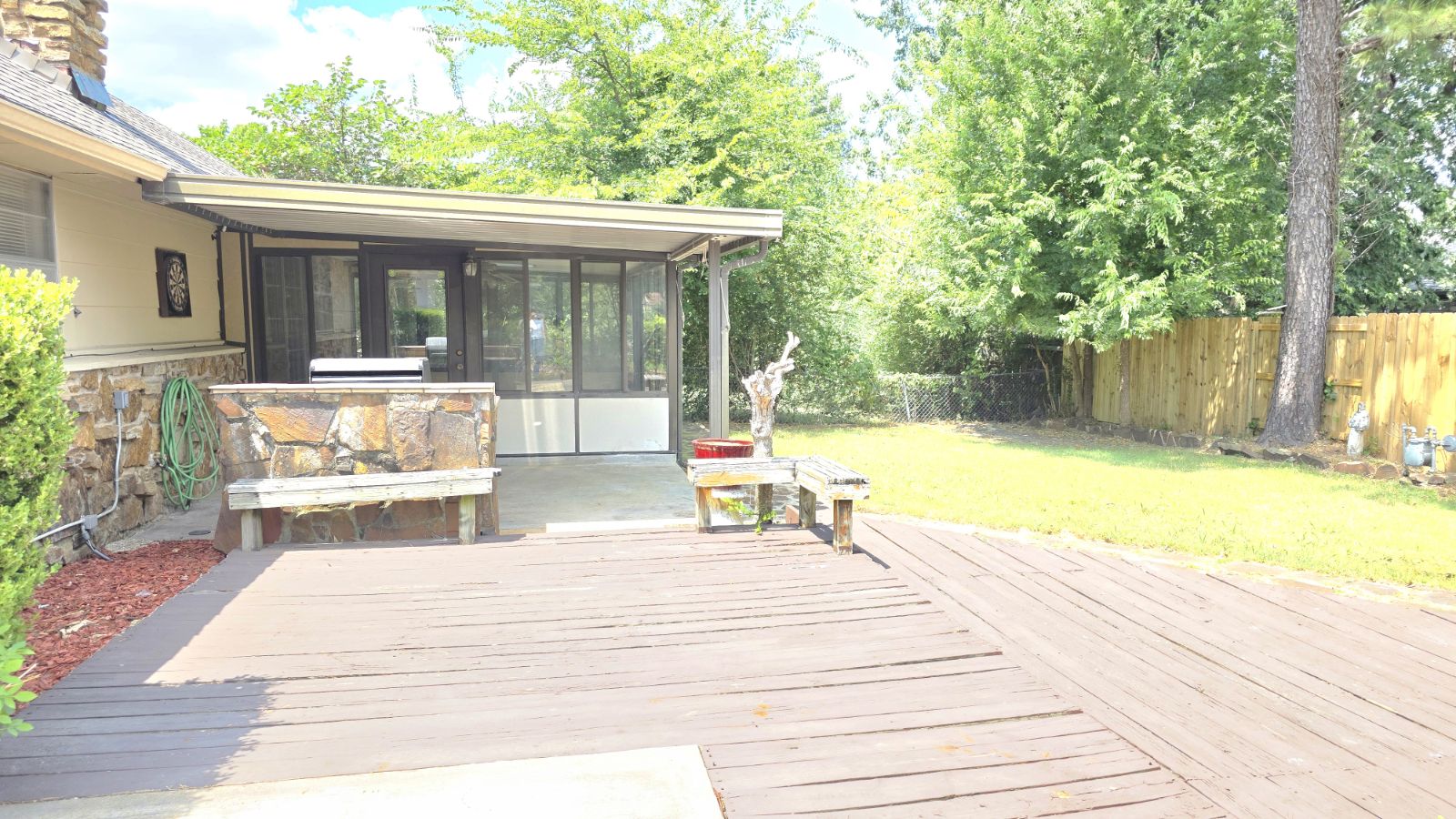 13361 E 32nd Place Property Photo 17