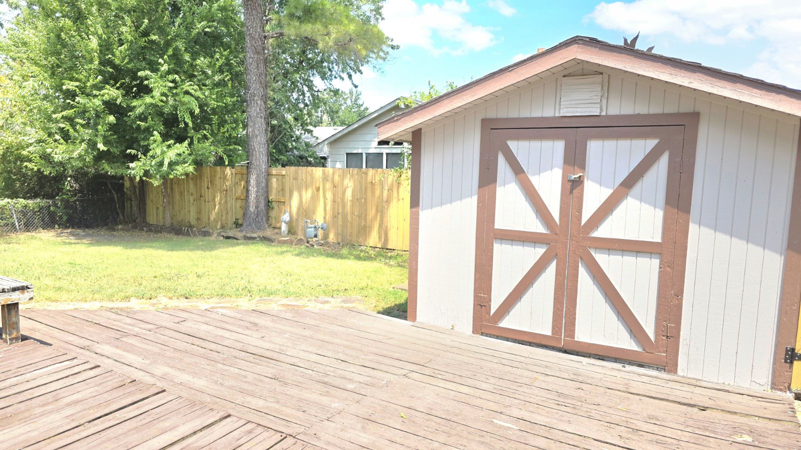 13361 E 32nd Place Property Photo 18