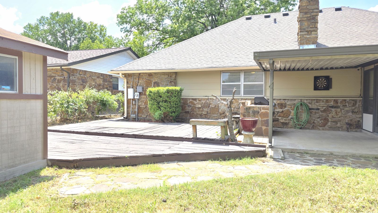 13361 E 32nd Place Property Photo 20