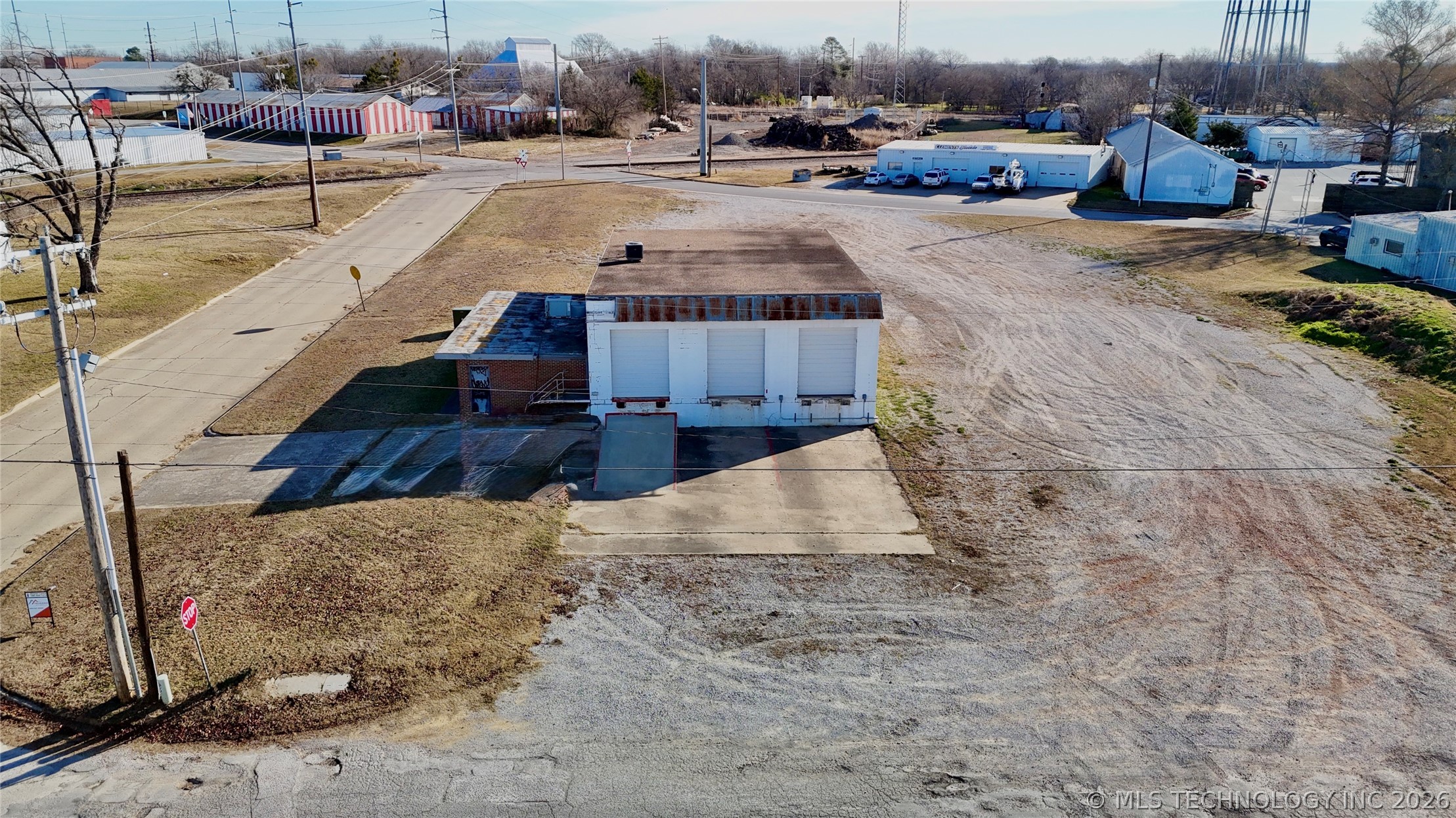 24 Moore SW Property Photo 1