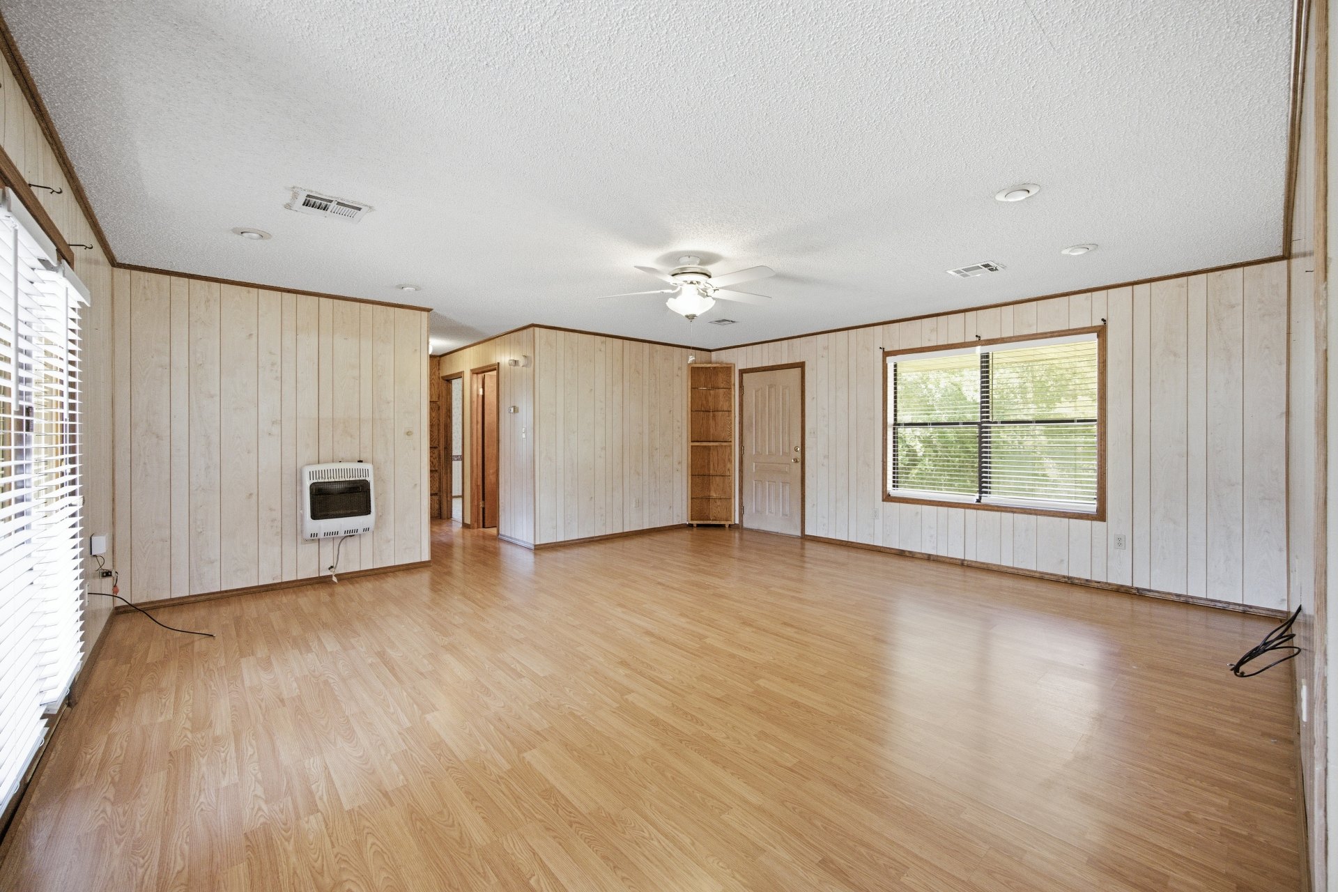 8628 W Voca Property Photo 11