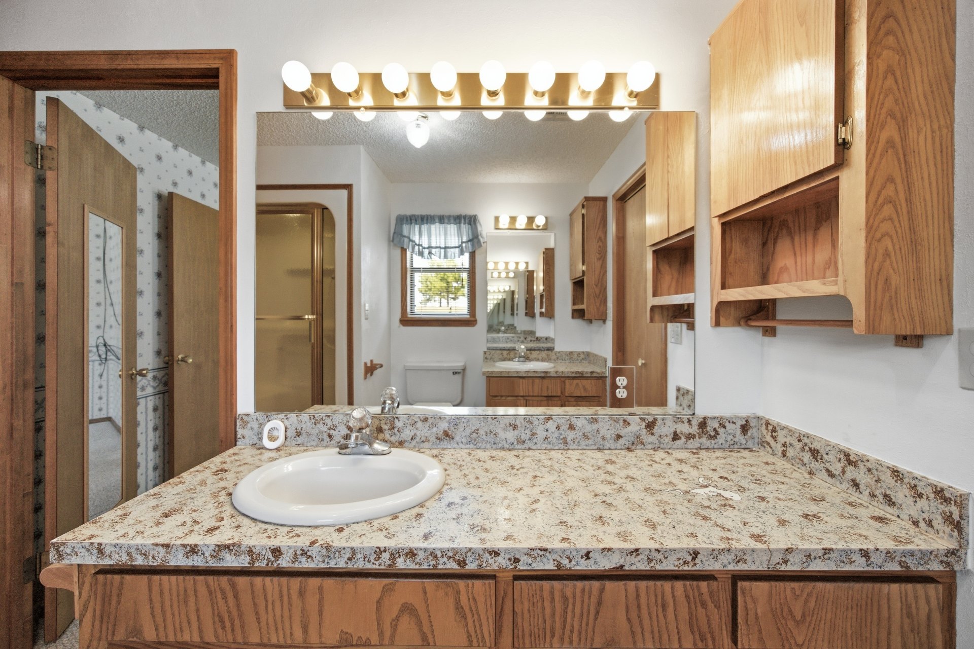 8628 W Voca Property Photo 22