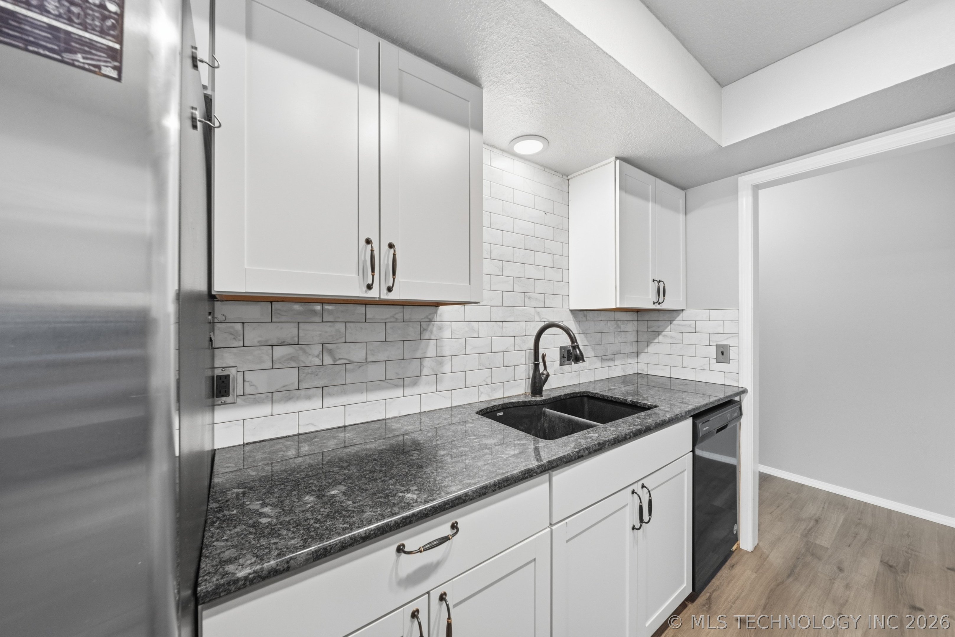 3300 S Ash Place Property Photo 17