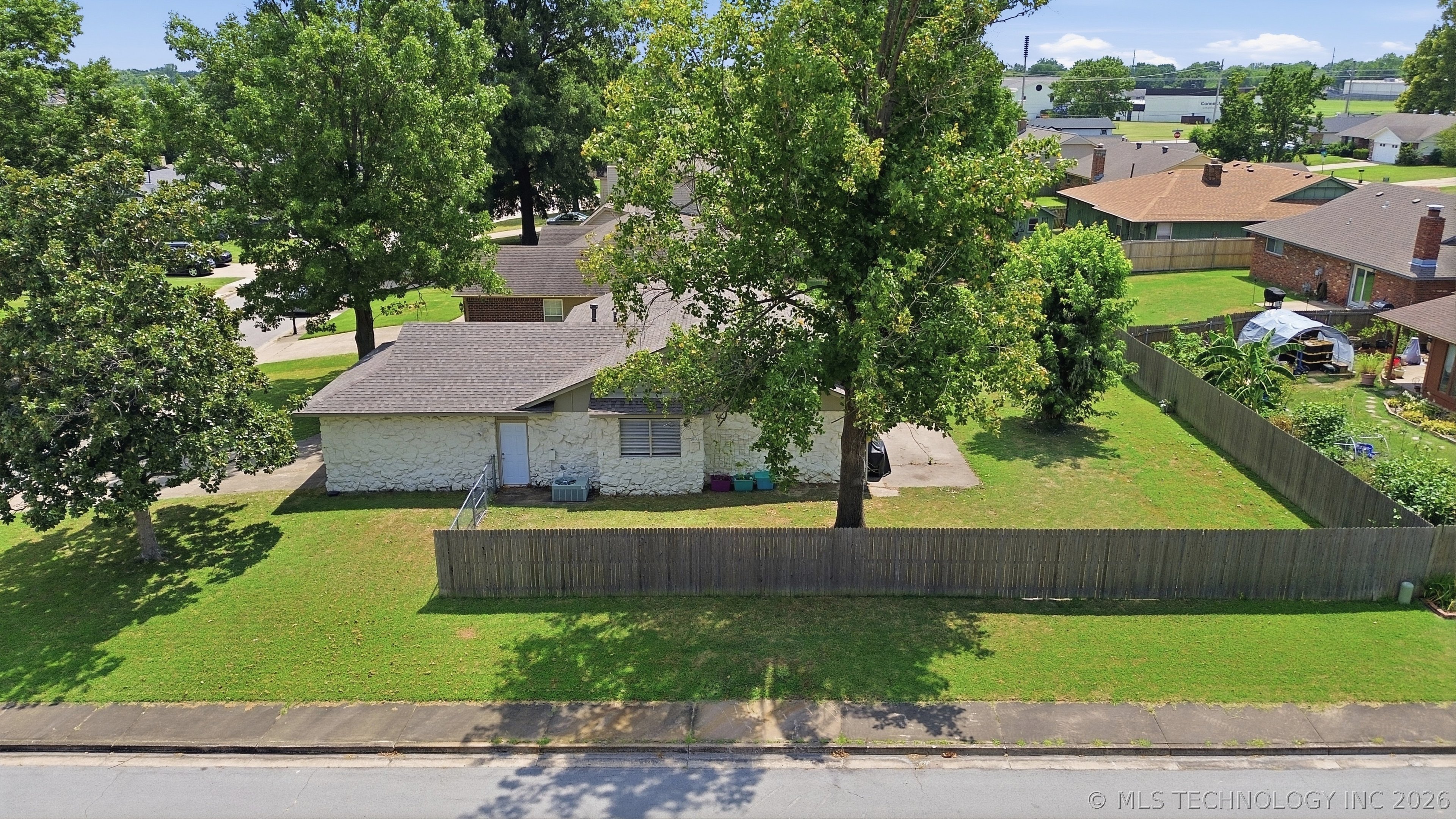 3300 S Ash Place Property Photo 33