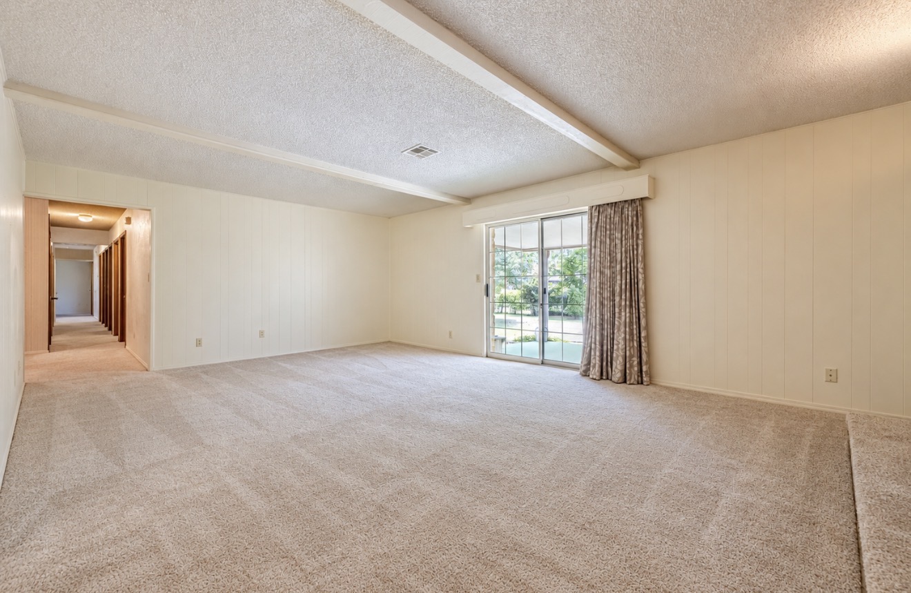 1808 N Chambers Place Property Photo 7