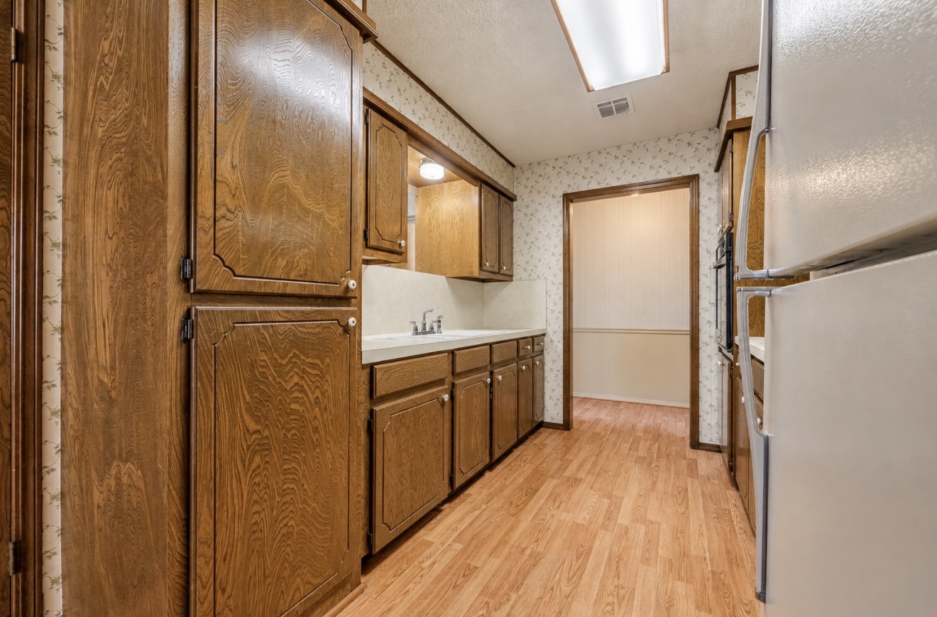 1808 N Chambers Place Property Photo 10