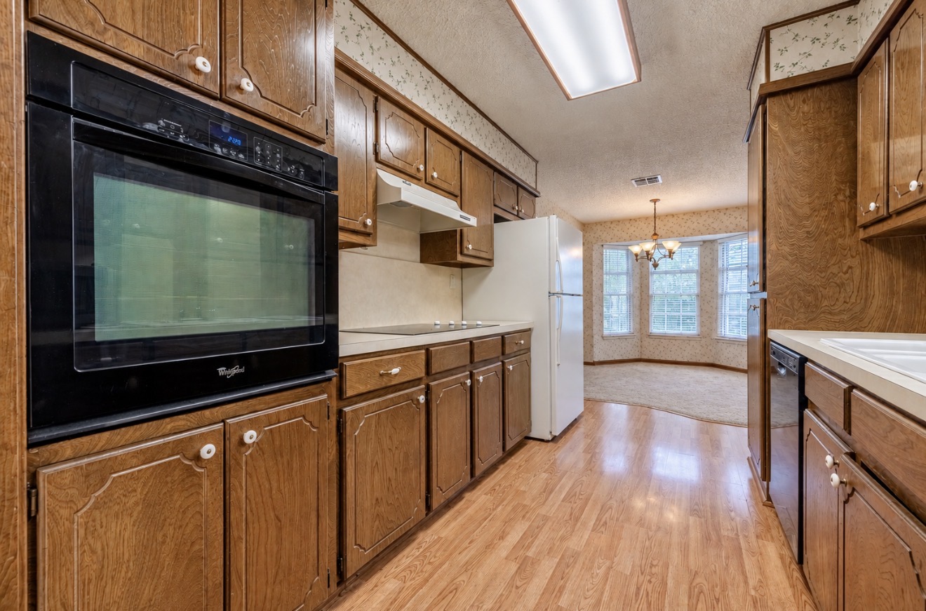 1808 N Chambers Place Property Photo 11