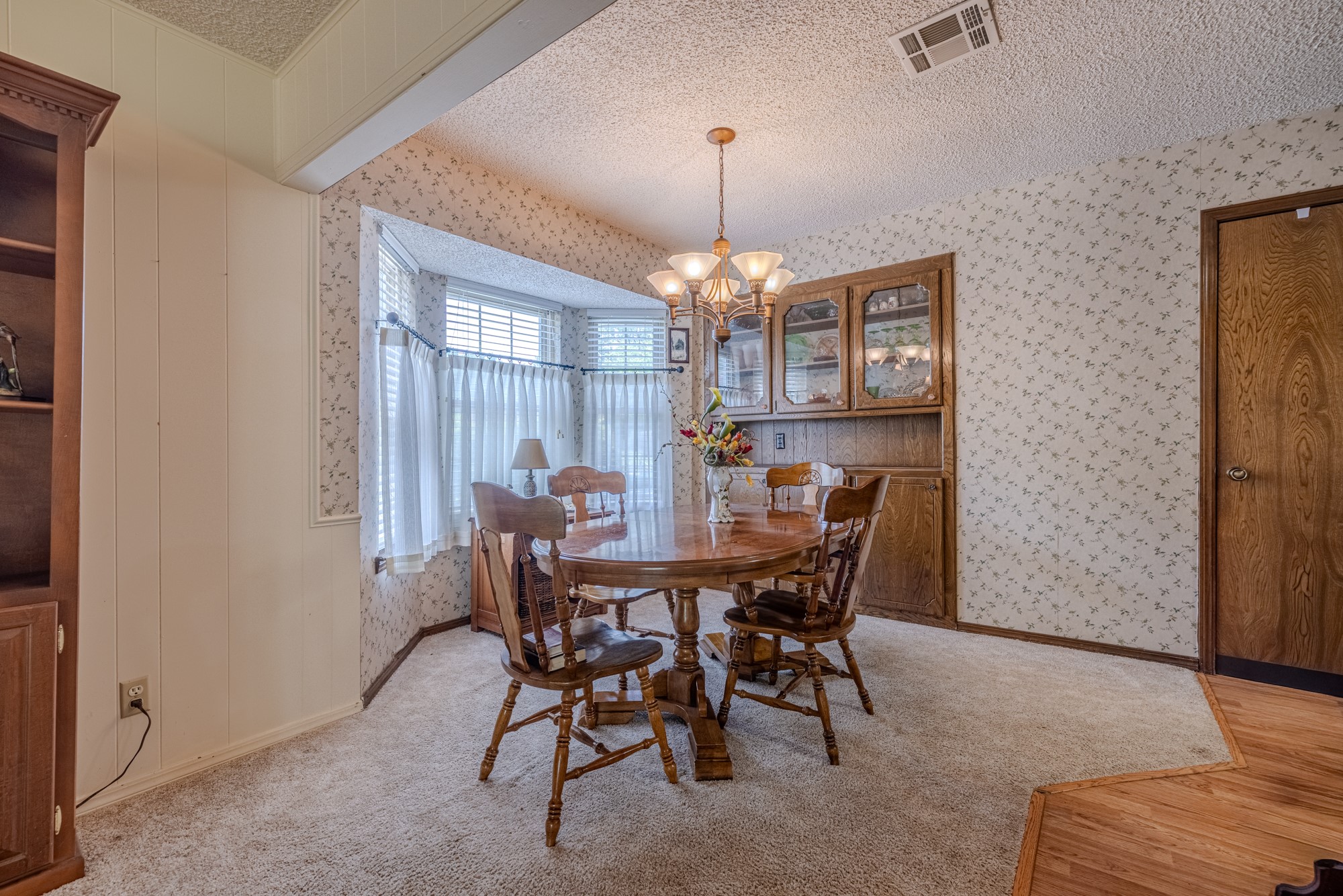 1808 N Chambers Place Property Photo 13