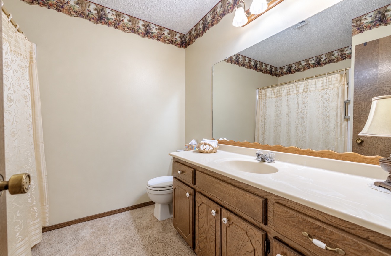 1808 N Chambers Place Property Photo 17