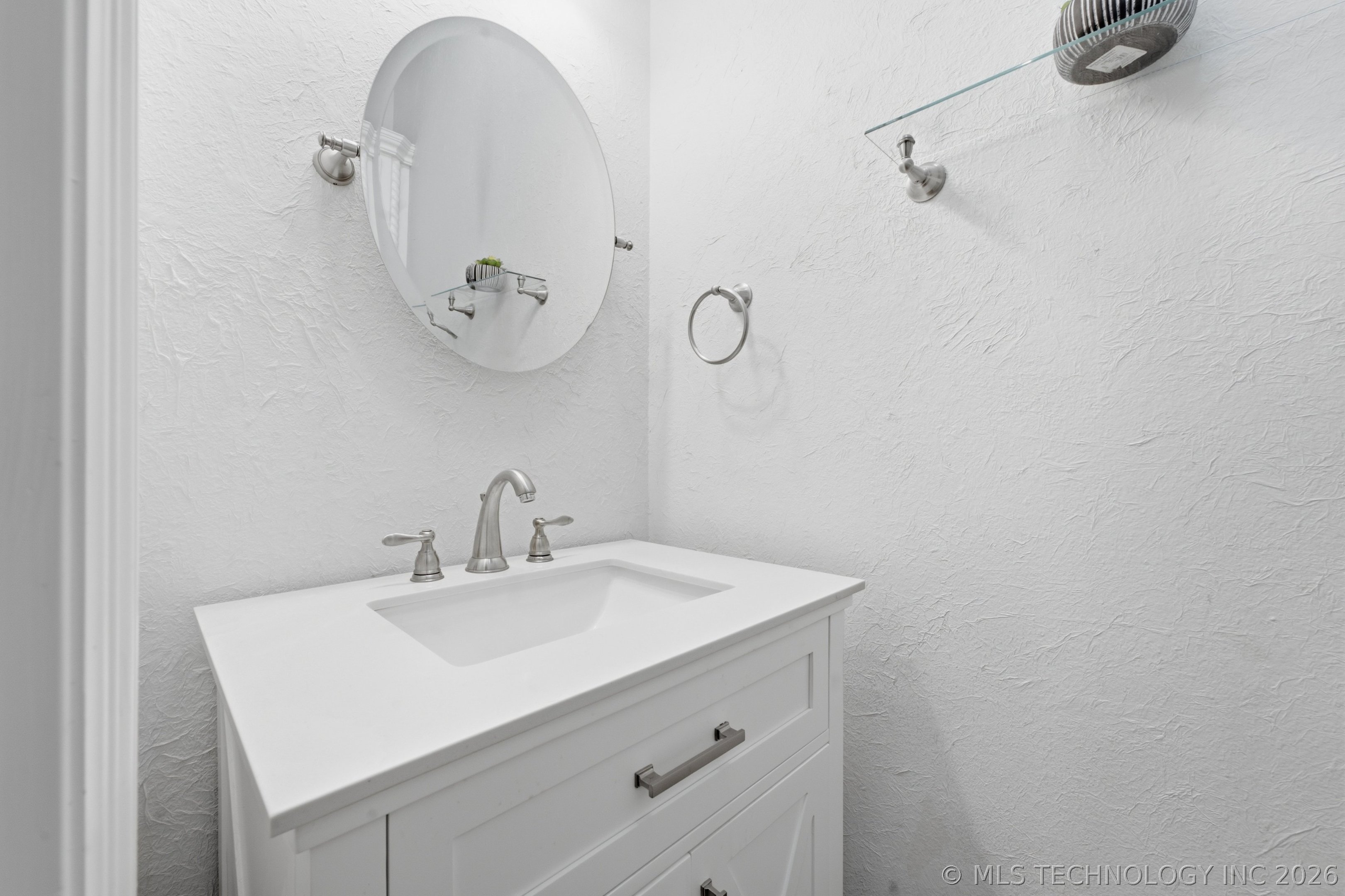 3315 E Ridgewood Drive Property Photo 23