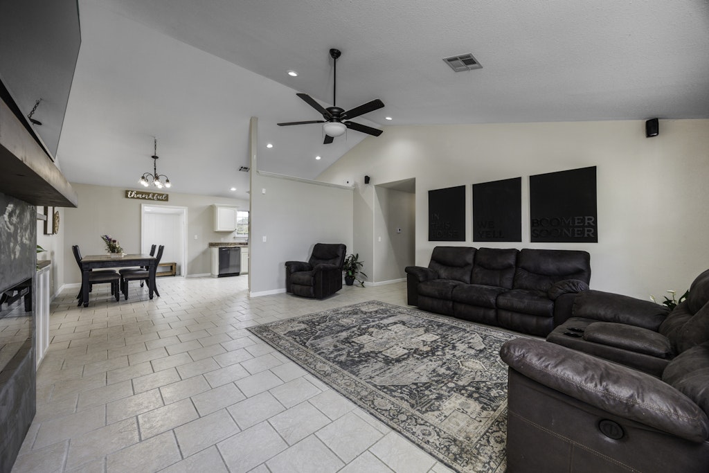 2793 Ns 415 Road Property Photo 6
