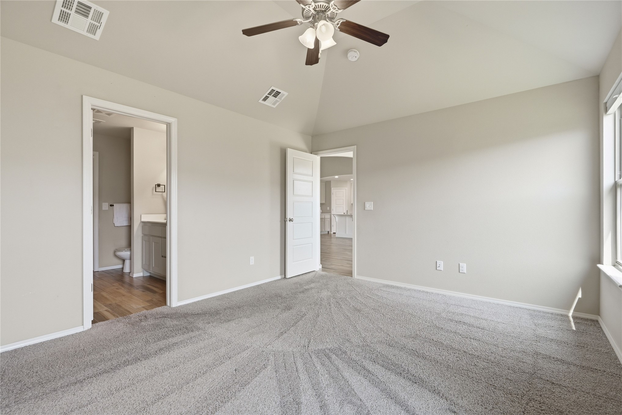 6700 S 20th Place Property Photo 14