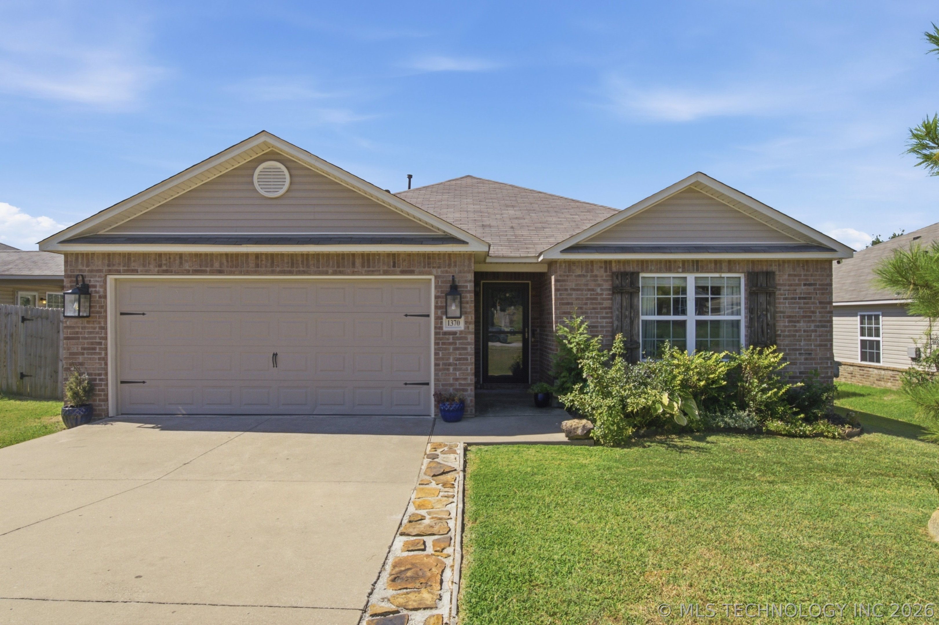 1370 Panther Lane Property Photo 1