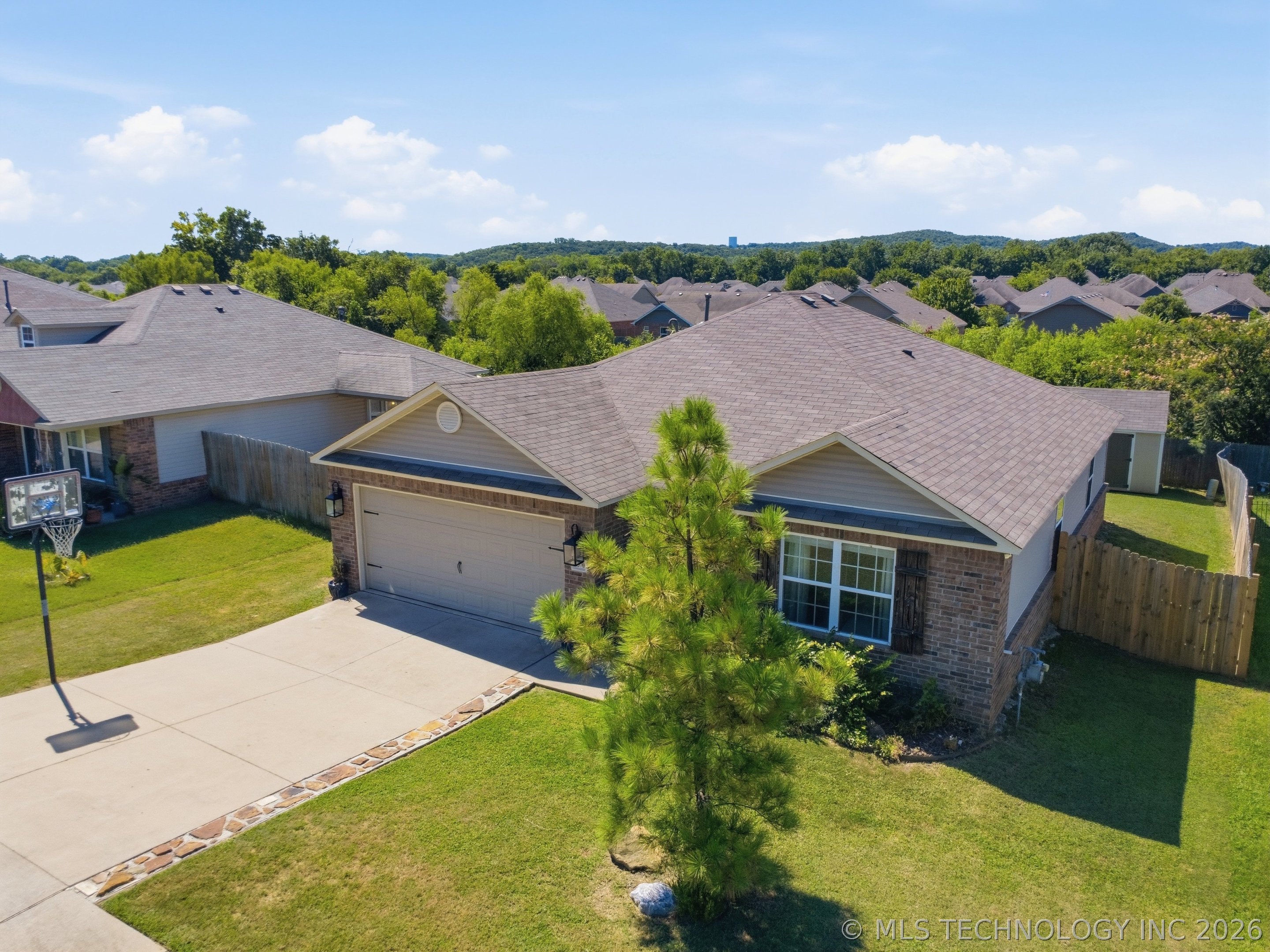 1370 Panther Lane Property Photo 2