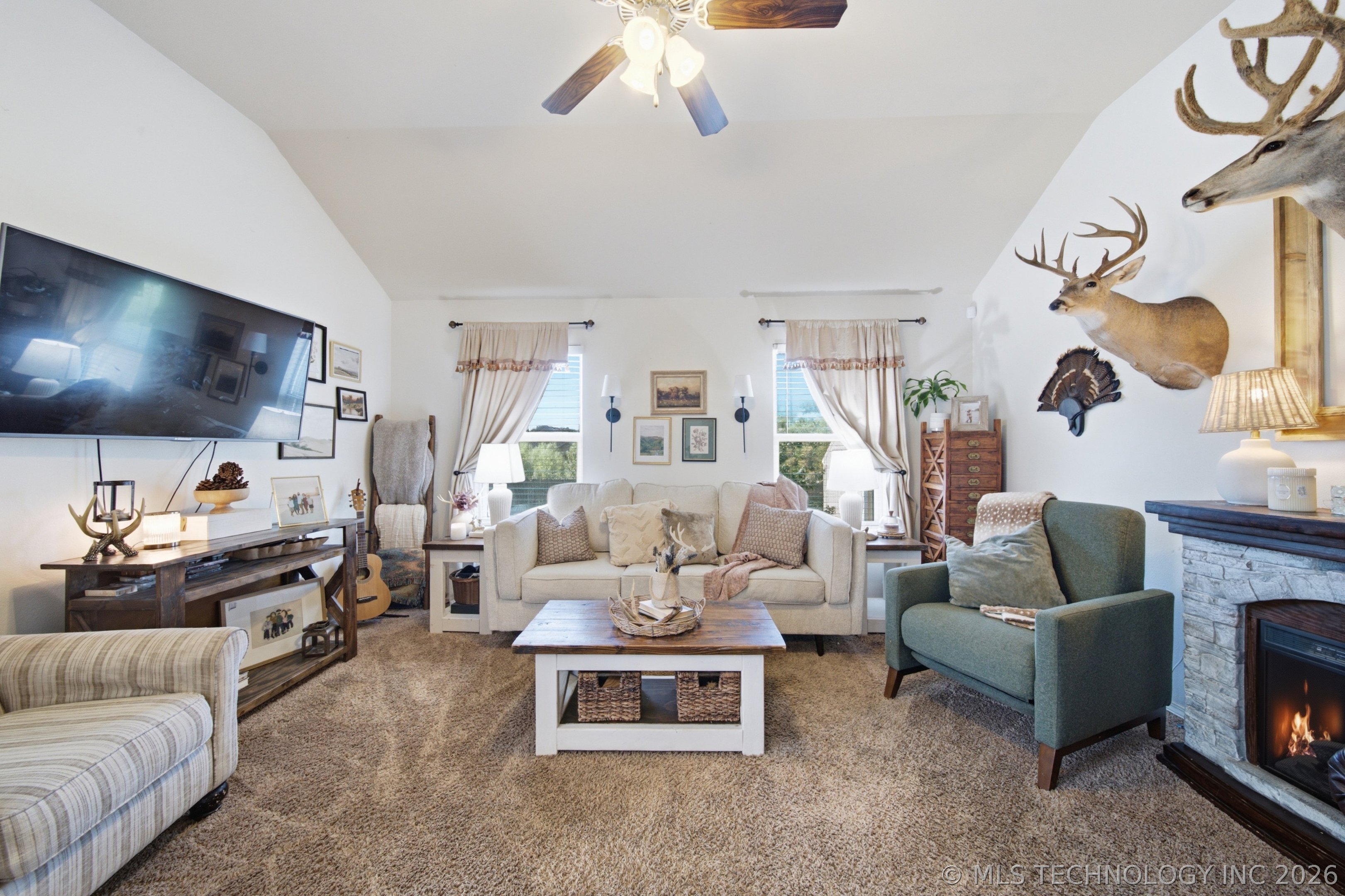 1370 Panther Lane Property Photo 9