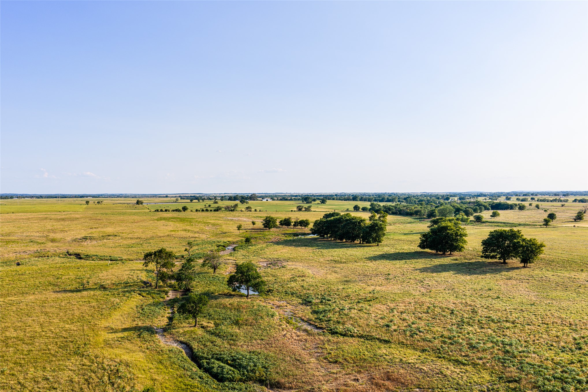 438505 E 370 Road Property Photo 13