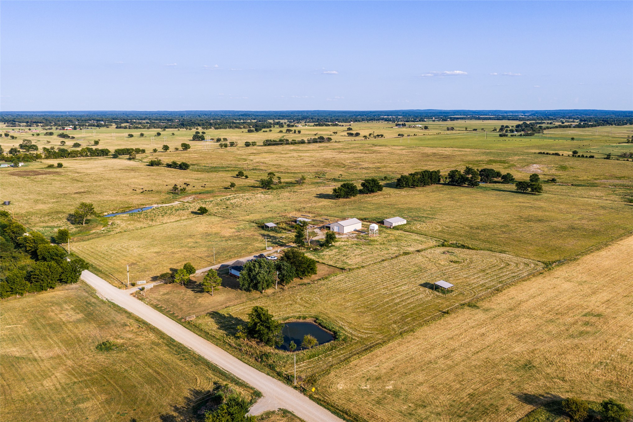 438505 E 370 Road Property Photo 18
