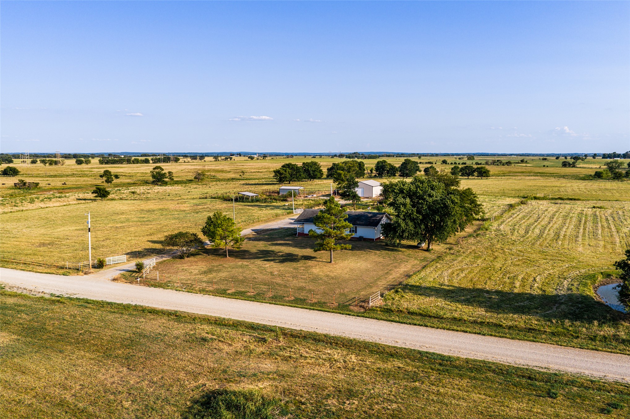 438505 E 370 Road Property Photo 19