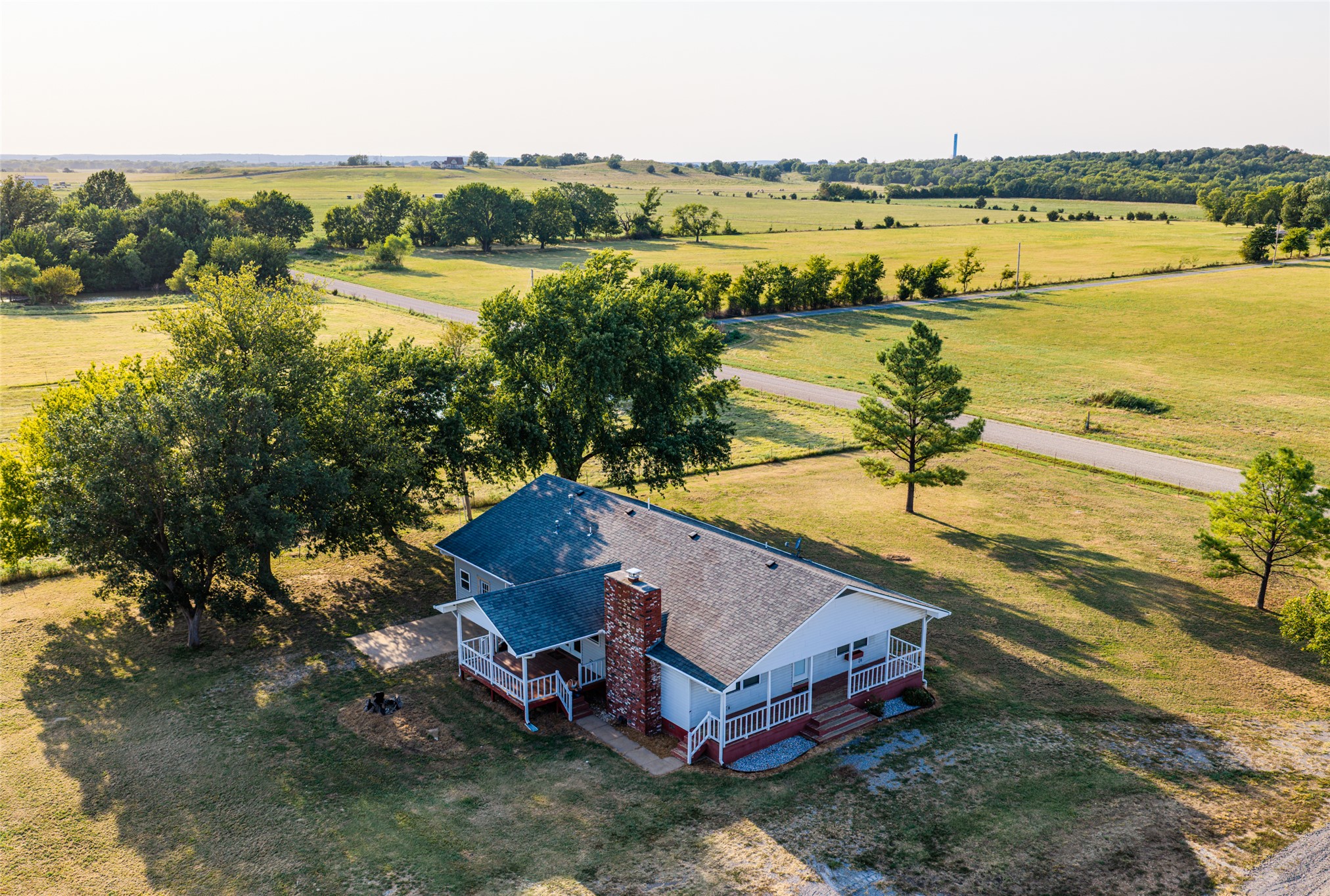 438505 E 370 Road Property Photo 23