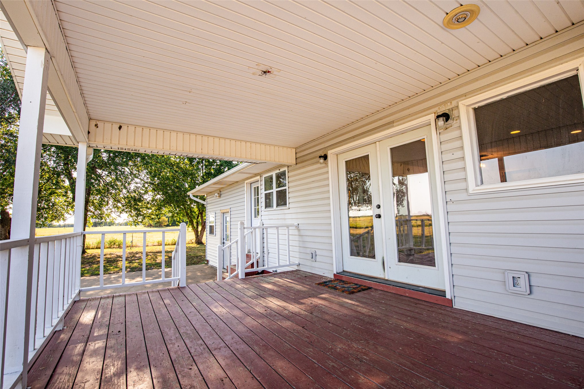 438505 E 370 Road Property Photo 36