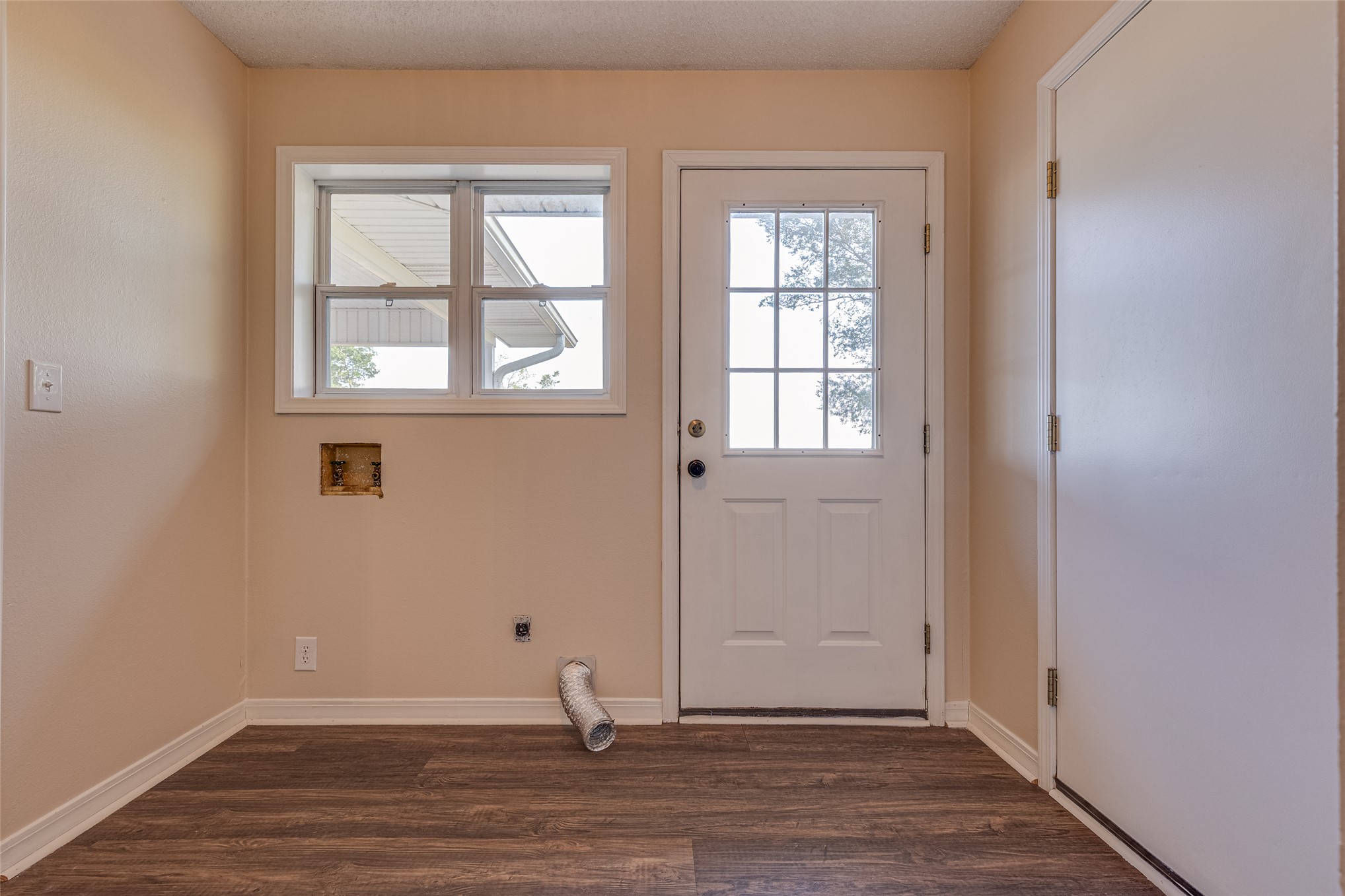 438505 E 370 Road Property Photo 50