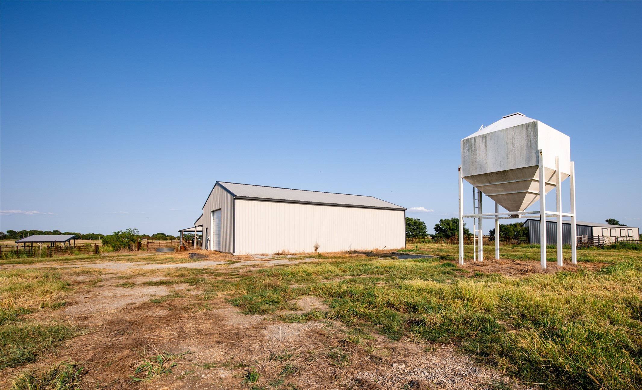 438505 E 370 Road Property Photo 74