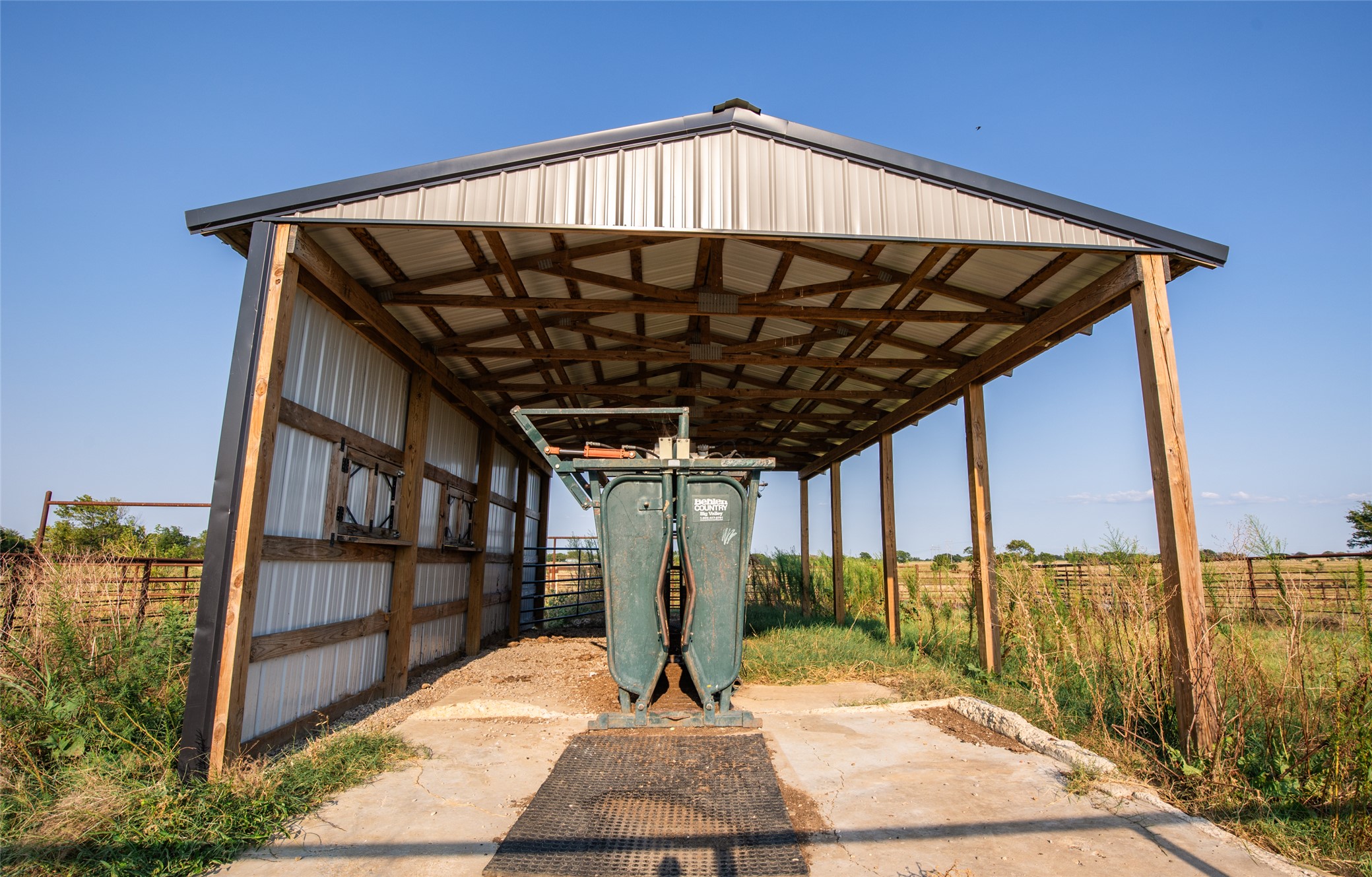 438505 E 370 Road Property Photo 80