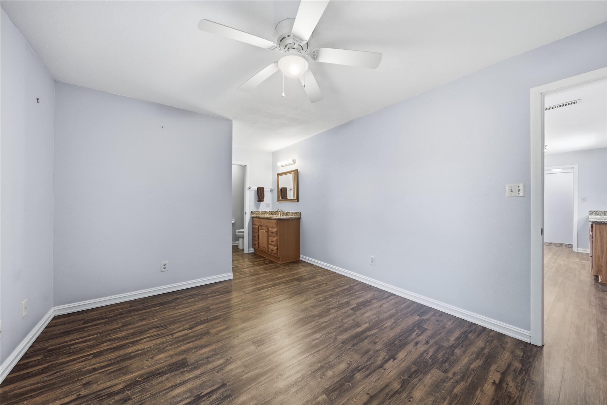 9452 E Cherrywood Drive Property Photo 4