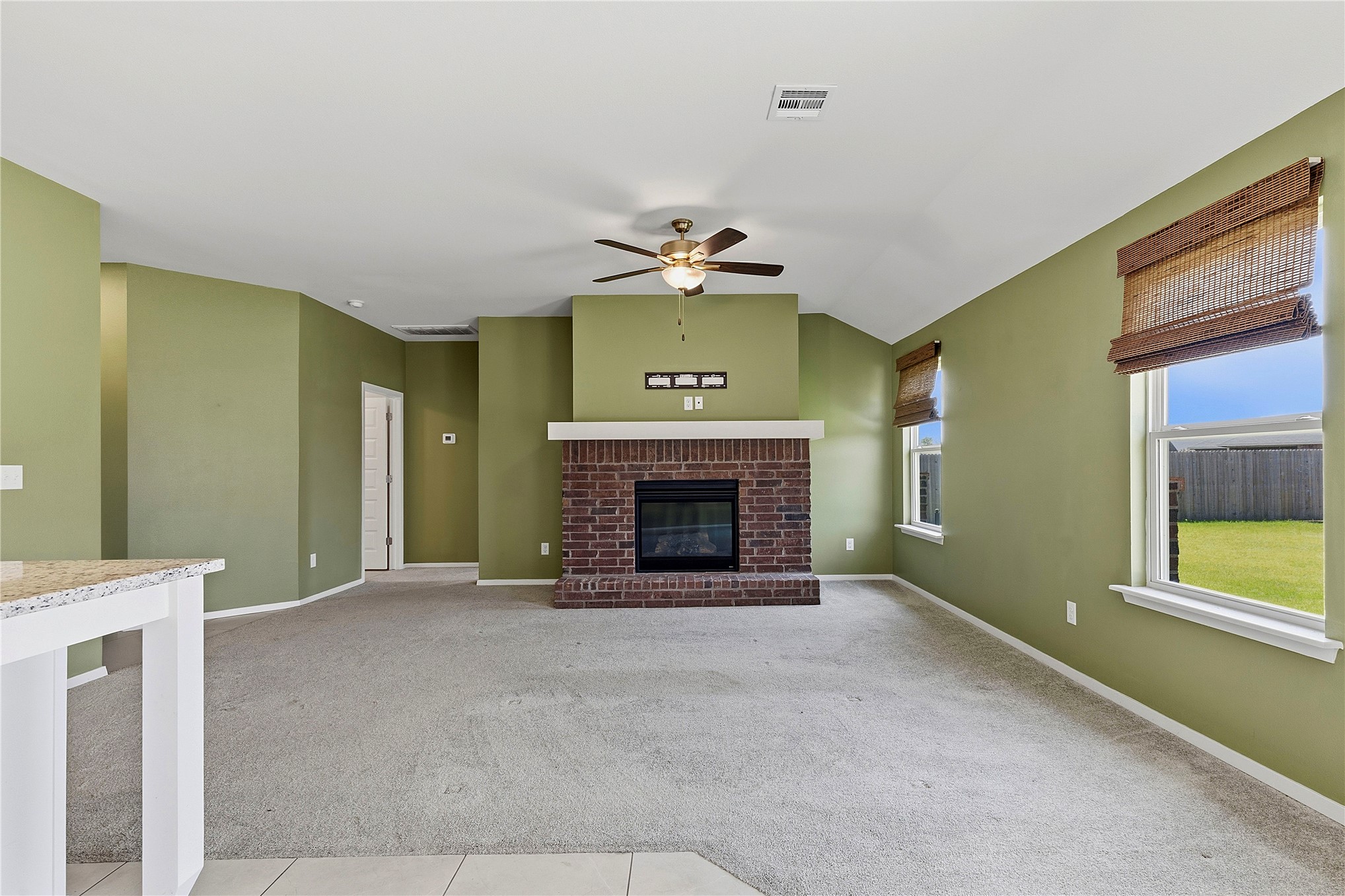 13410 S 94 Avenue E Property Photo 4