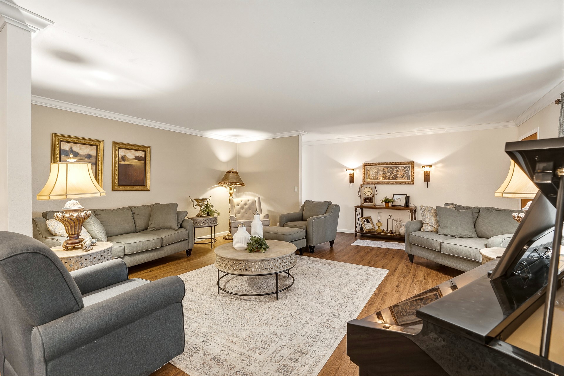 1830 Wood Road Property Photo 8