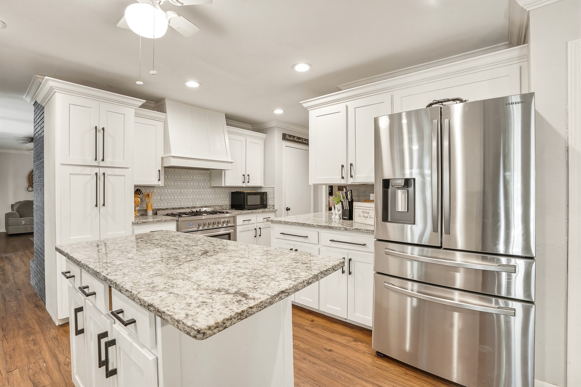 1830 Wood Road Property Photo 12