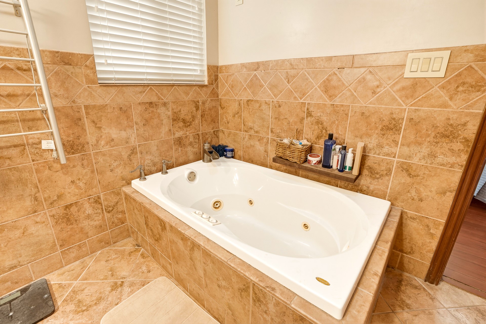 1830 Wood Road Property Photo 26