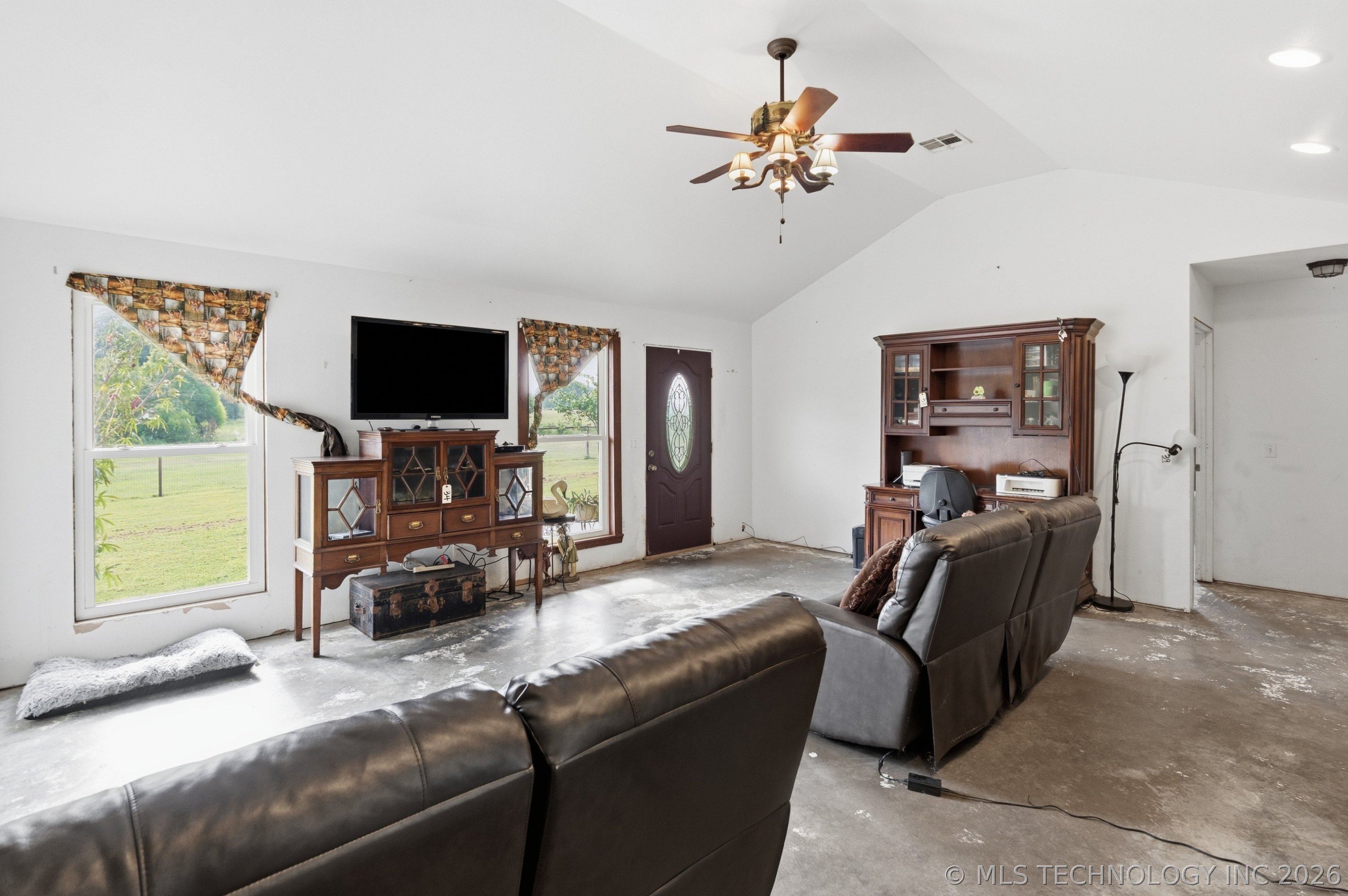 68741 S 225 Road Property Photo 11