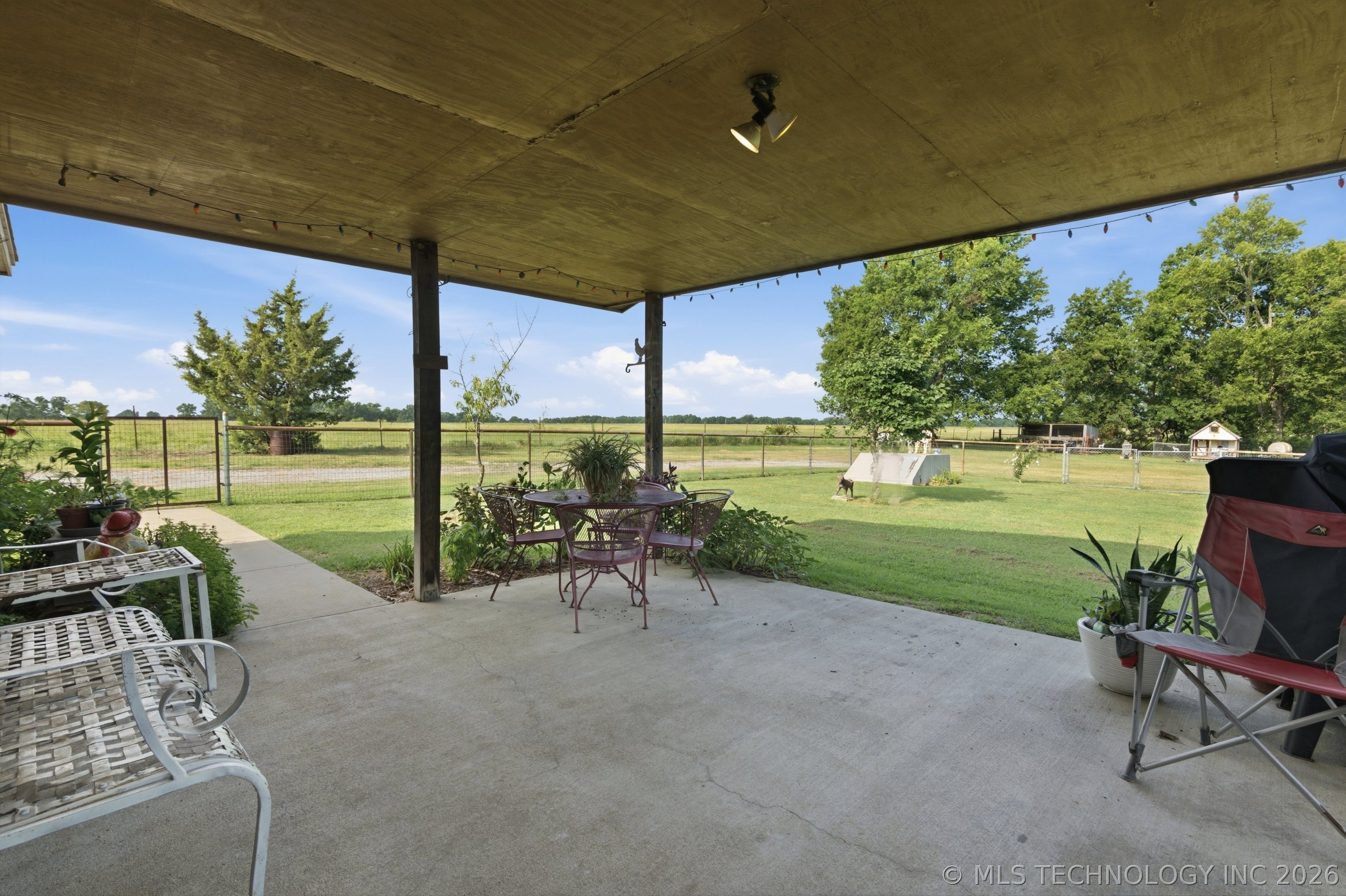 68741 S 225 Road Property Photo 28