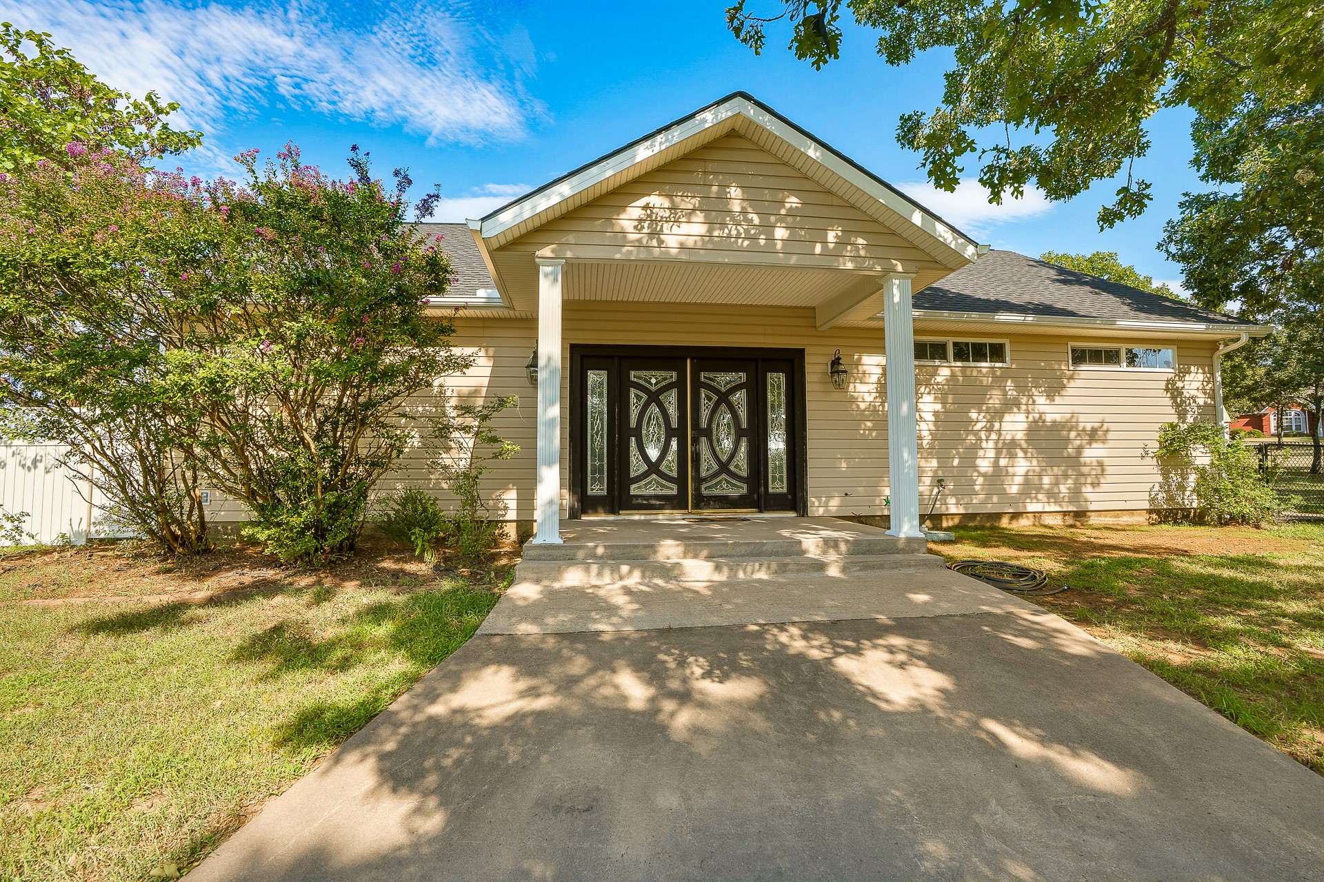 32 Jamestown Circle