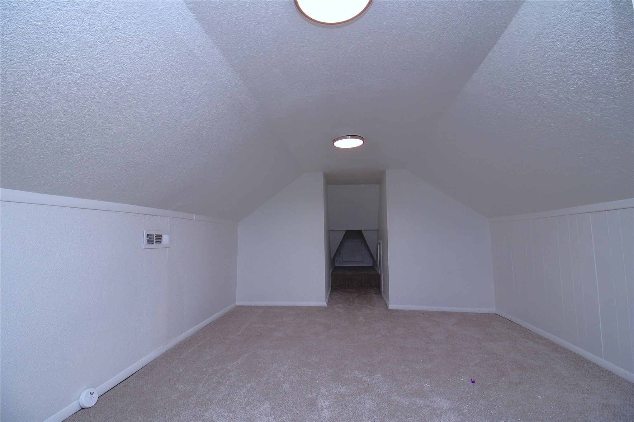 116 S Knoxville Avenue Property Photo 9