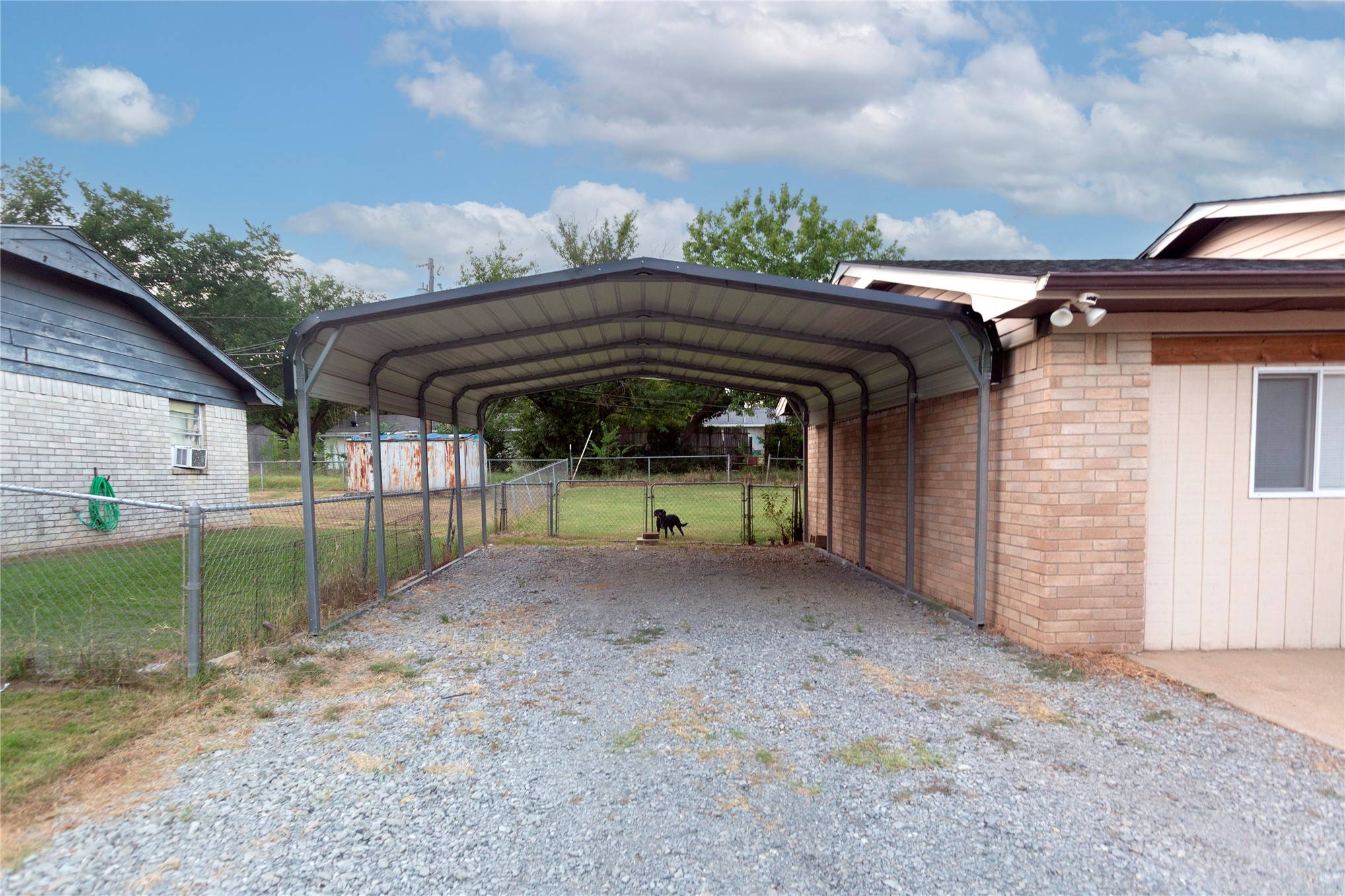 395 Buchanan Avenue Property Photo 5